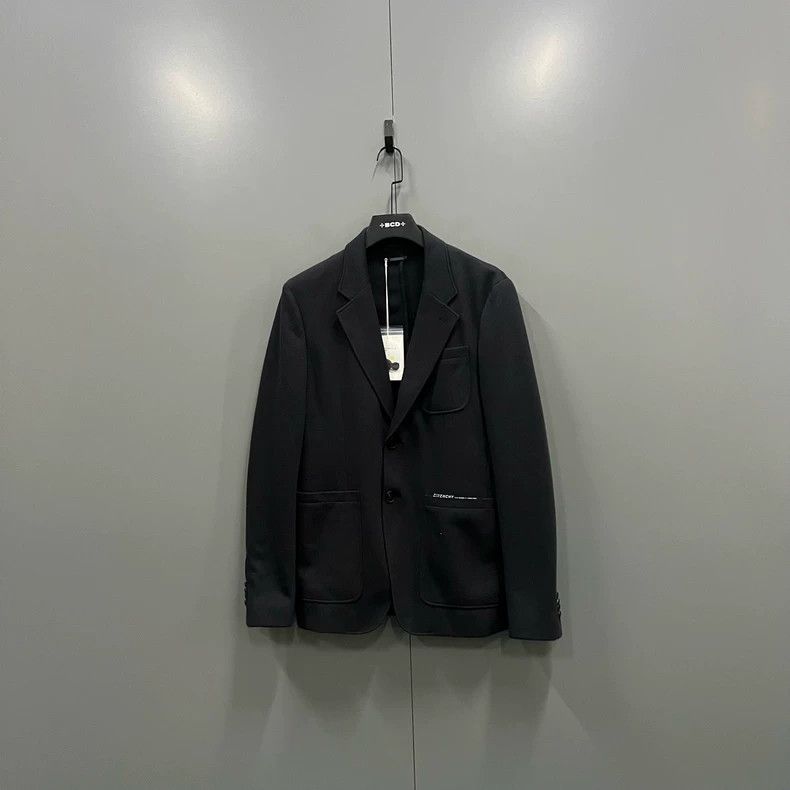 Givenchy Givenchy Size44 Black Suit Size US M / EU 48-50 / 2 - 1 Thumbnail