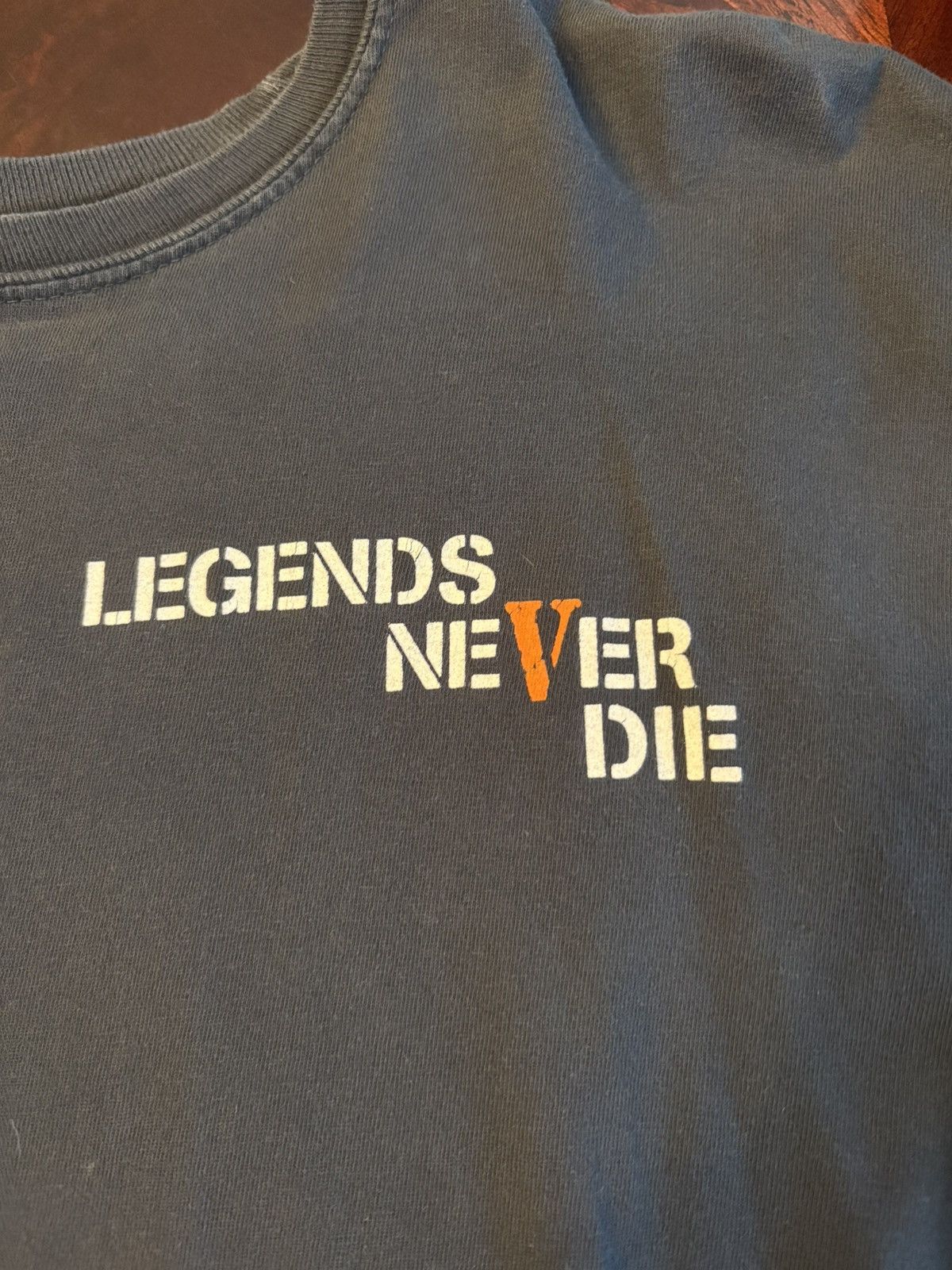 999 Club × Vlone Juice Wrld Vlone Legends never die T Size US M / EU 48-50 / 2 - 2 Thumbnail