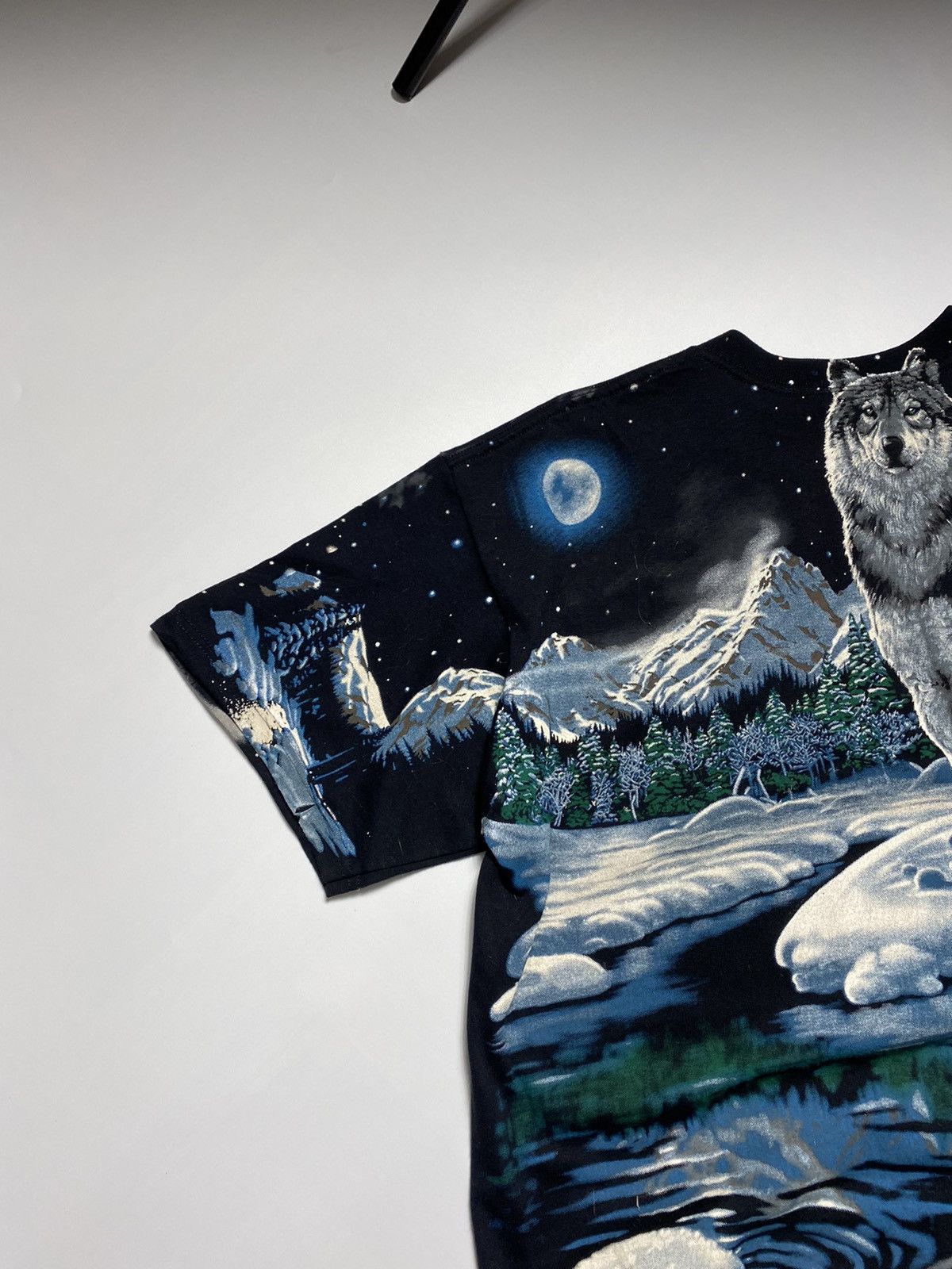 Liquid Blue × Vintage Vintage 96 Liquid Blue Wolf All Over Print Oversized Tee Size US L / EU 52-54 / 3 - 3 Thumbnail
