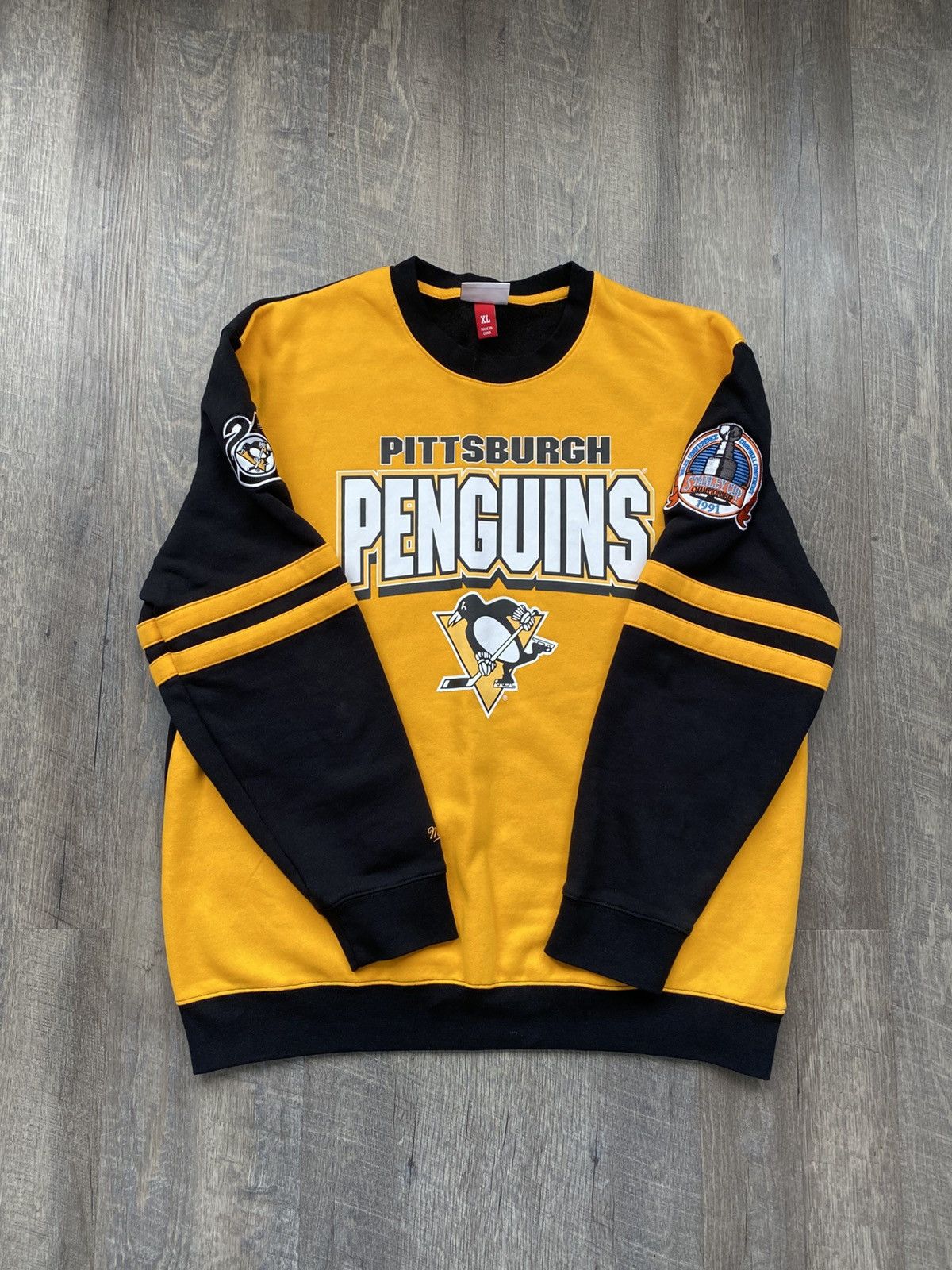 Mitchell & Ness 1991 Pittsburgh Penguins Stanley Cup Champions Sweater Size US XL / EU 56 / 4 - 1 Thumbnail