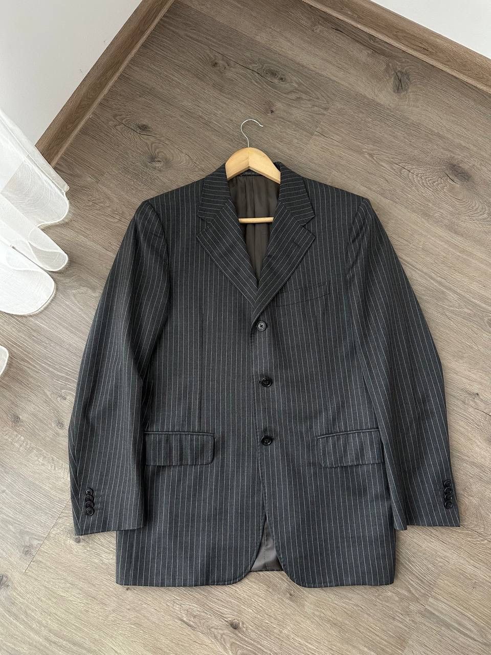 Corneliani × Vintage Vintage Corneliani Lana Extrafine Gray Striped 48R Suit Size 48R - 15 Thumbnail
