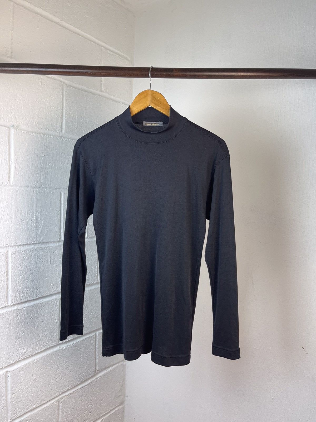 Issey Miyake 80s Issey Miyake Long Sleeve Turtle Neck A1 Size US S / EU 44-46 / 1 - 3 Thumbnail