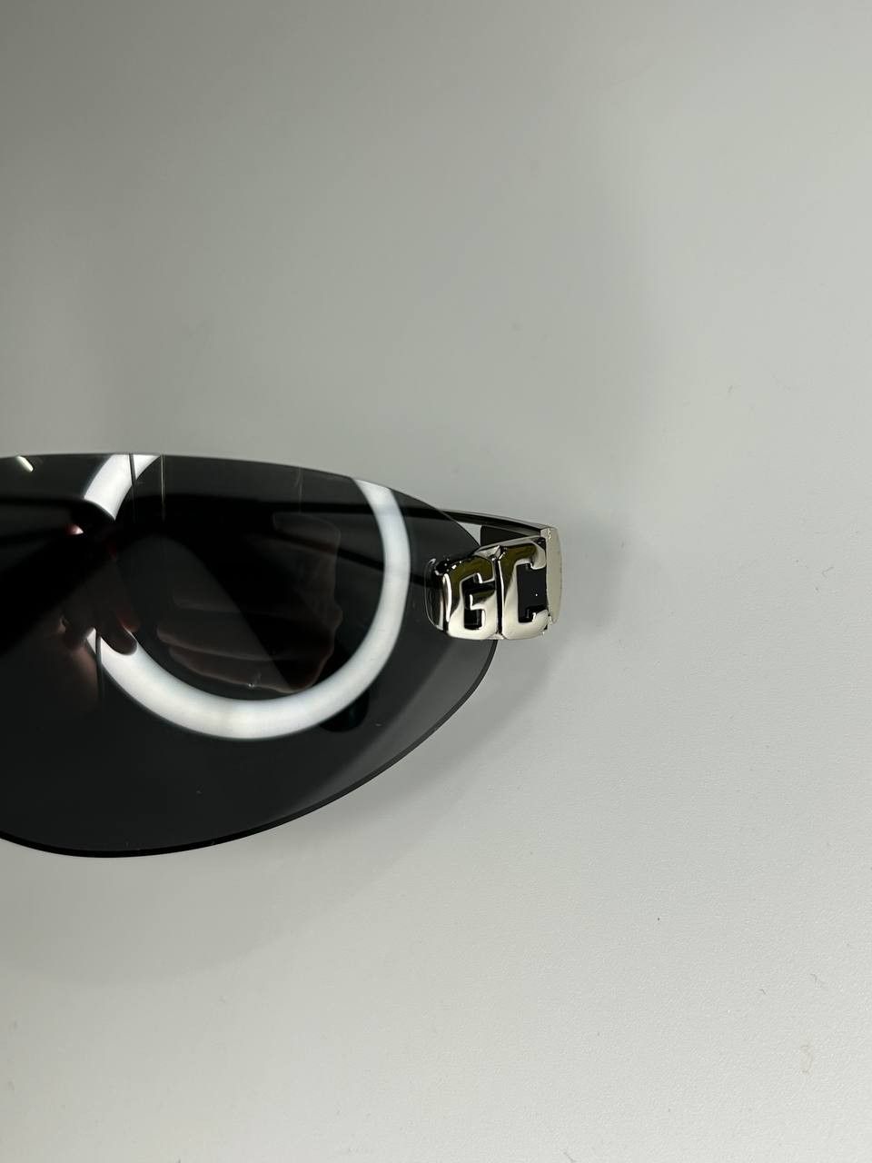 GCDS GCDS Black Oval Sunglasses (1412) Size ONE SIZE - 4 Thumbnail