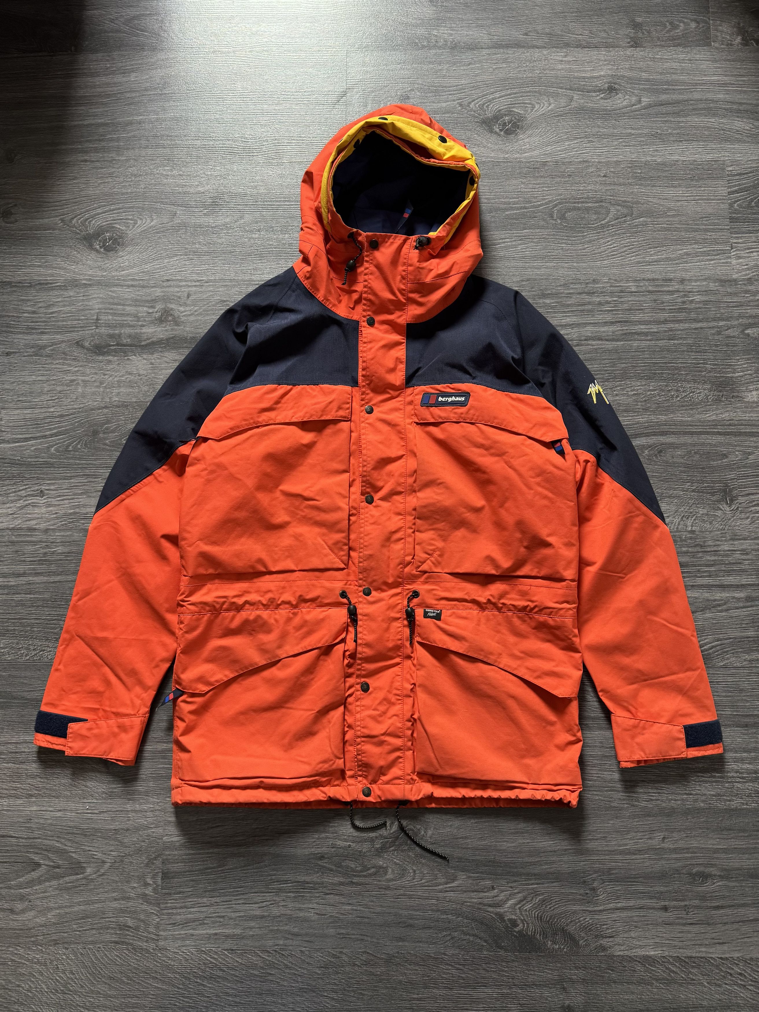 ジャケット・アウター 1990s berghaus MERA PEAK Large Vintage Berghaus Mera Peak Jacket Men's S - M Blue Yellow