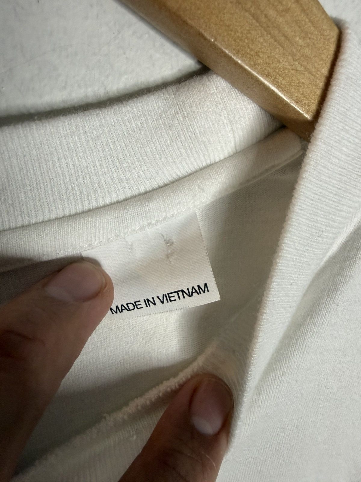 Supreme Supreme Small Box Logo Long Sleeve Tee White Size XL Size US XL / EU 56 / 4 - 4 Thumbnail
