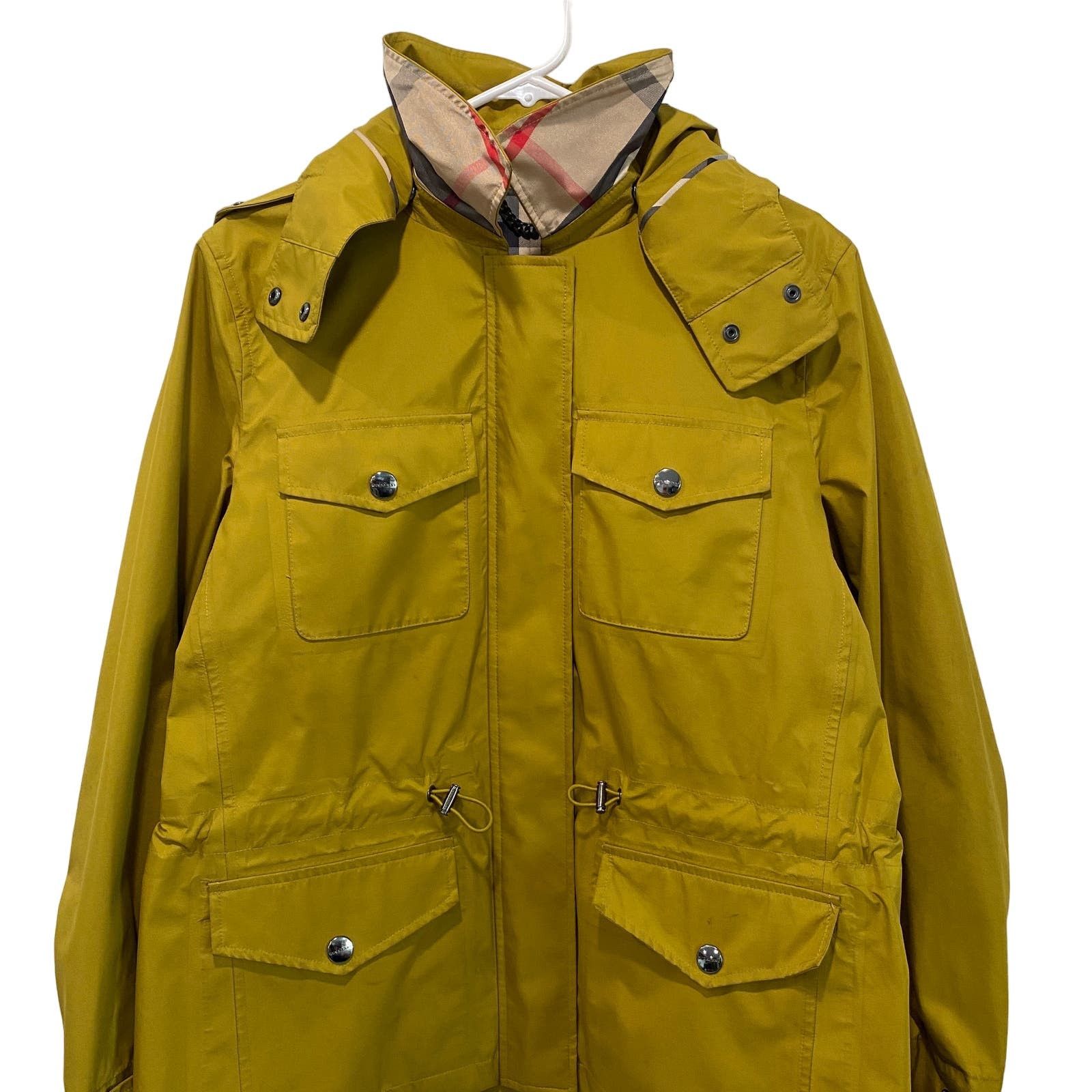 Image of Burberry London Nova Check Mountain Parka Jacket Women's XL in Yellow