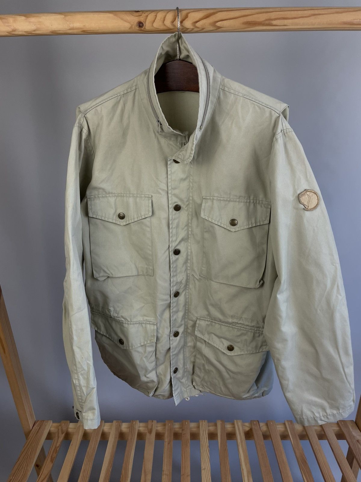 Crazy vintage fjallraven jacket size 48