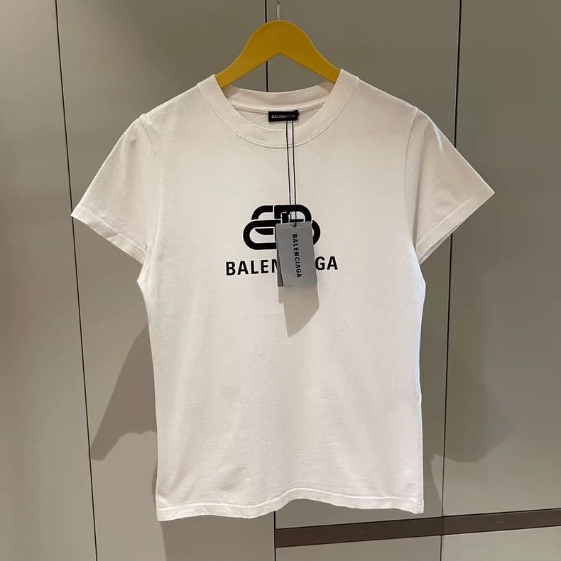 Balenciaga Balenciaga White Lock Logo Short Sleeve 2501-Nextarrow Size US M / EU 48-50 / 2 - 2 Thumbnail