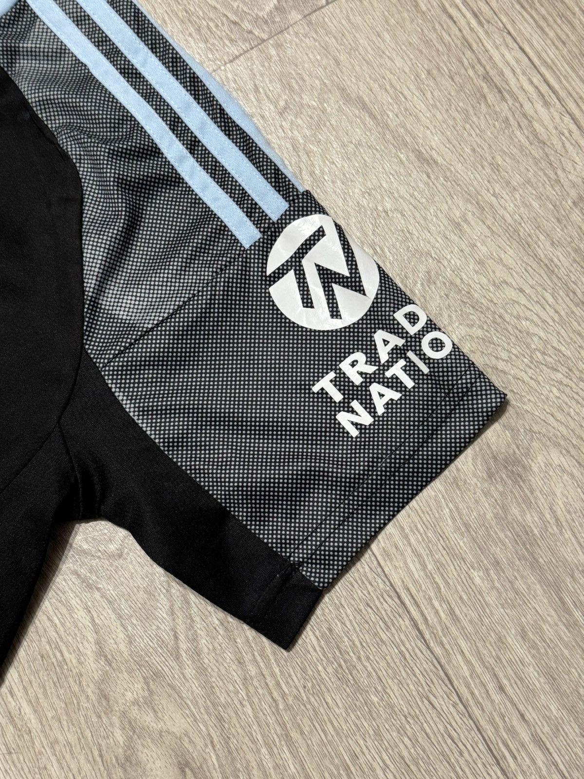 Adidas 🔷Adidas Aston Villa 2025/26 Soccer jersey🔷 Size US M / EU 48-50 / 2 - 4 Thumbnail