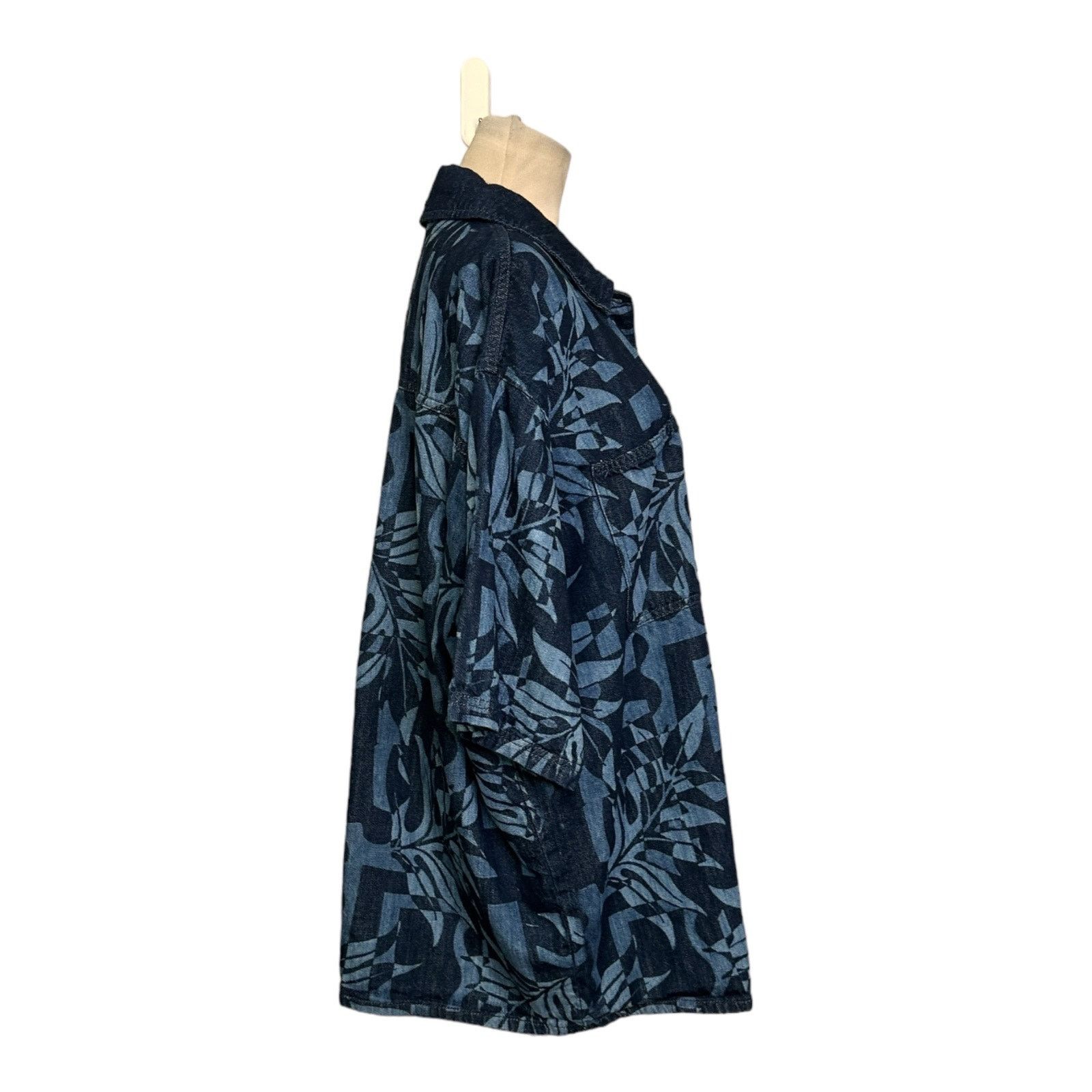 Topshop Topshop Blue Palm Laser Print Denim shirt size 10 Size L / US 10 / IT 46 - 8 Thumbnail