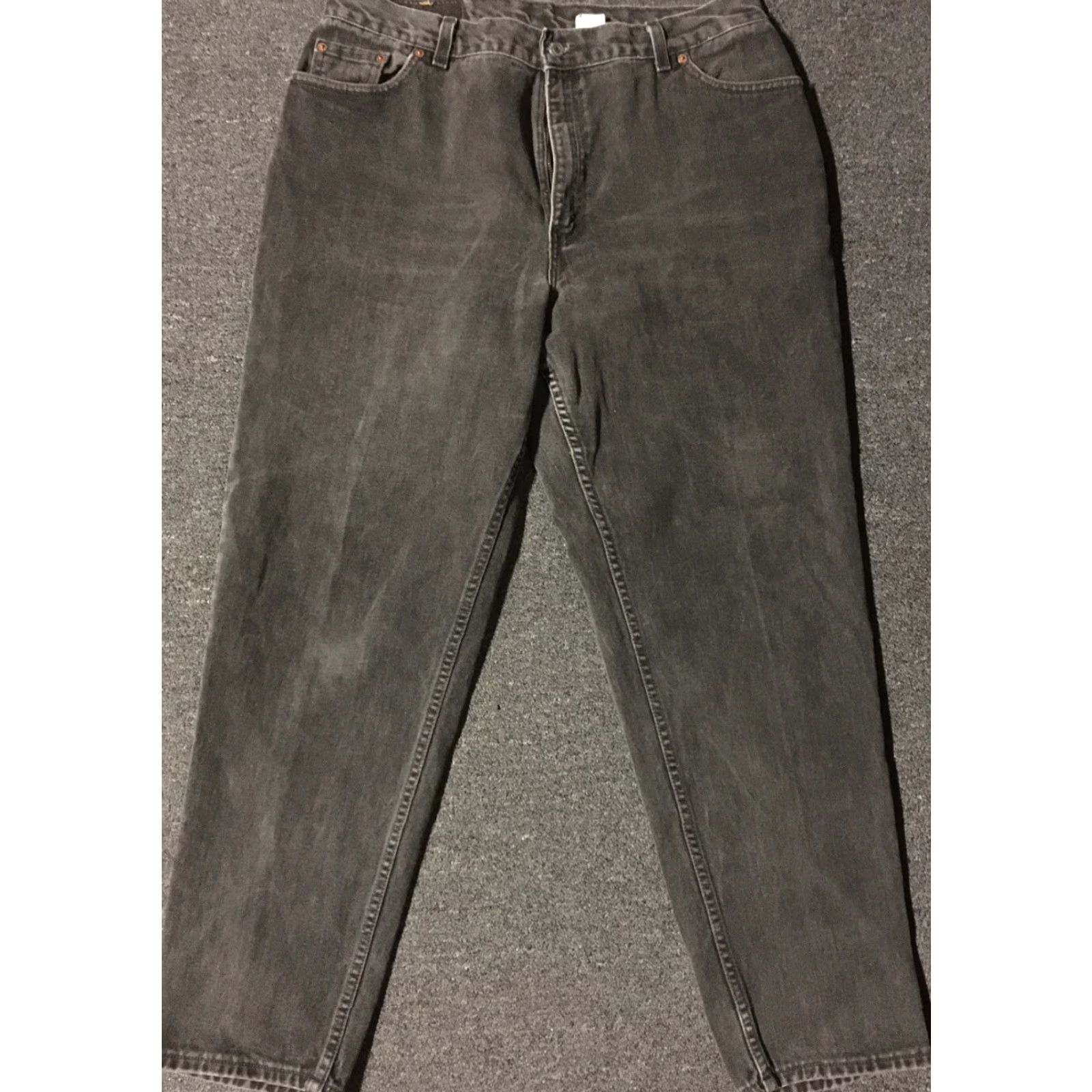Levi's VINTAGE Levi's Shirt Women 550 Jeans 35/30 Black Relaxed Tapered Grunge 80s 90s USA Retro Jeans Size 24" / US 00 / IT 34 - 4 Thumbnail