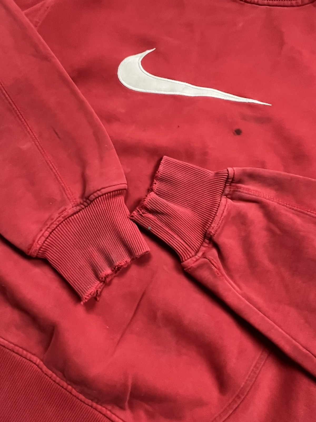 Nike 90s Nike Big Central Swoosh Vintage Y2K Trashed Sweatshirt Size US S / EU 44-46 / 1 - 7 Thumbnail