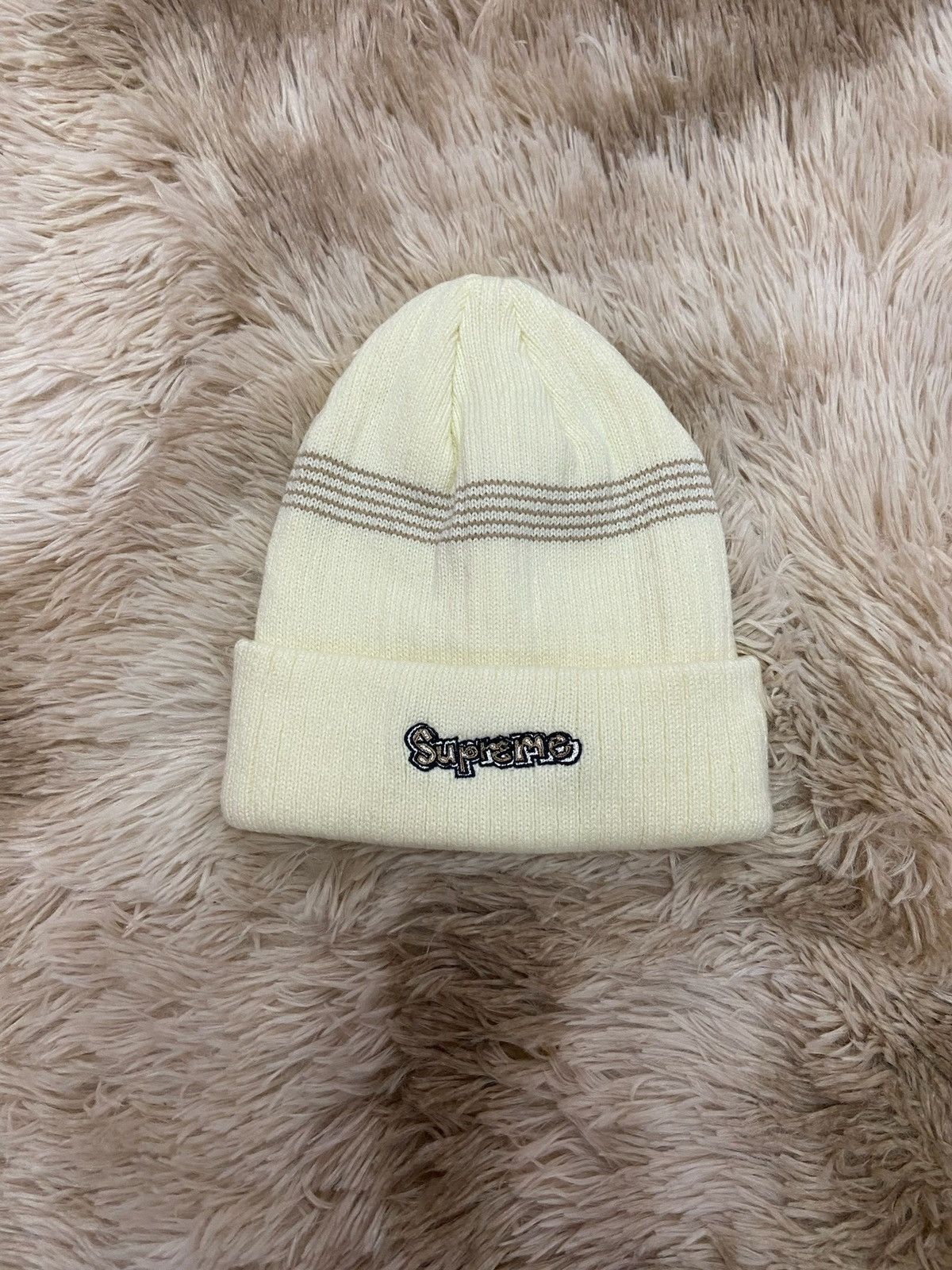 Supreme Graffiti Logo Beanie | Grailed