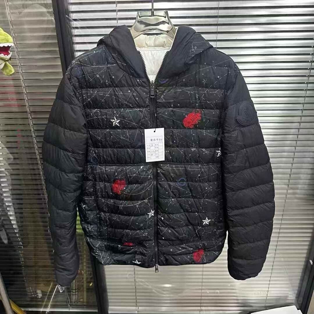 Moncler Moncler Reversible Down Jacket Size 3 Size L / US 10 / IT 46 - 1 Thumbnail