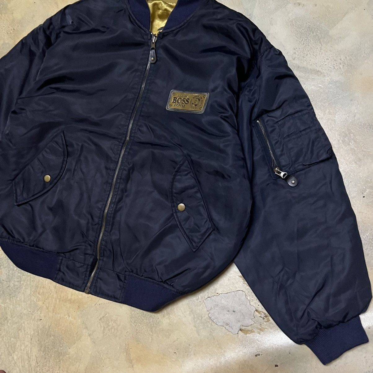 Japanese Brand Suntory Boss Coffee Big Logo Bomber Jacket Reversible Size US M / EU 48-50 / 2 - 12 Thumbnail