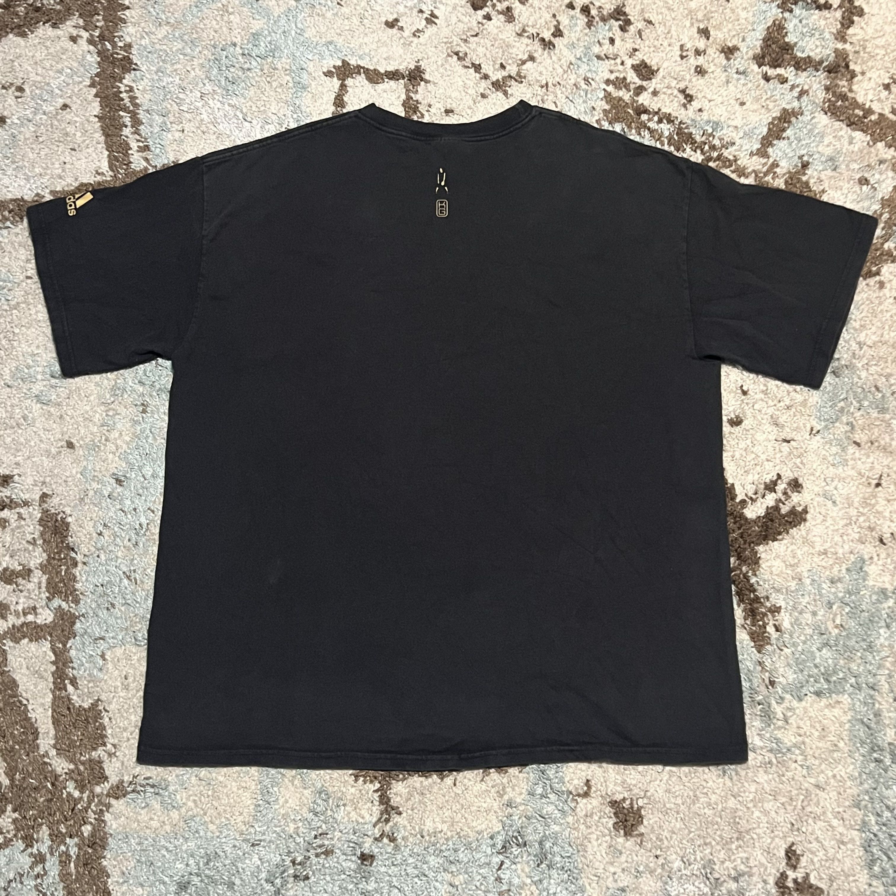 NBA × Vintage Vintage 2004 Adidas Kevin Garnett KG Big Face Shirt Size XL Size US XL / EU 56 / 4 - 2 Thumbnail