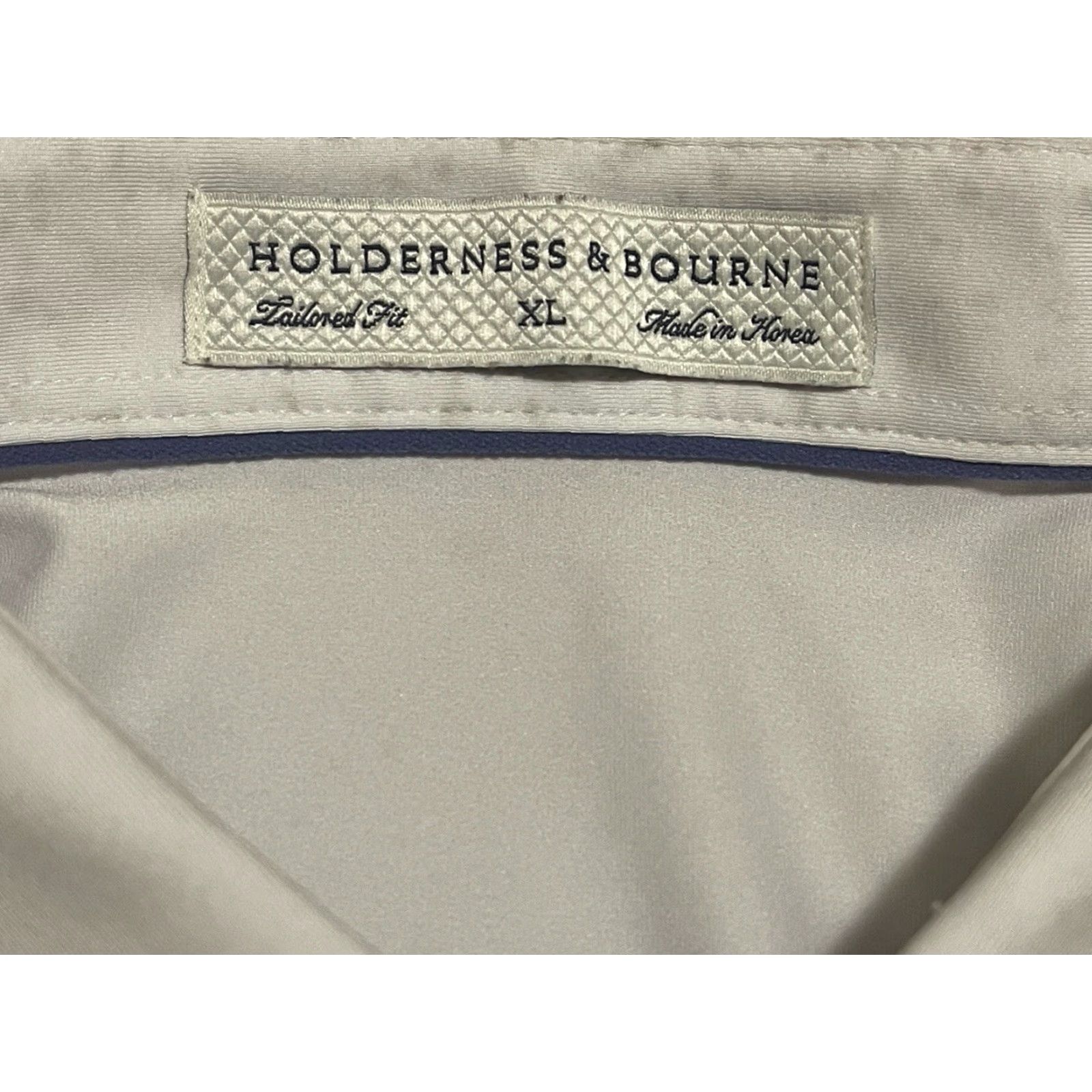 Vintage Holderness & Bourne Polo Shirt Mens XL White Polyester Stretch Short Sleeve Collared Pullover Casual Activewear"} Size US XL / EU 56 / 4 - 4 Thumbnail