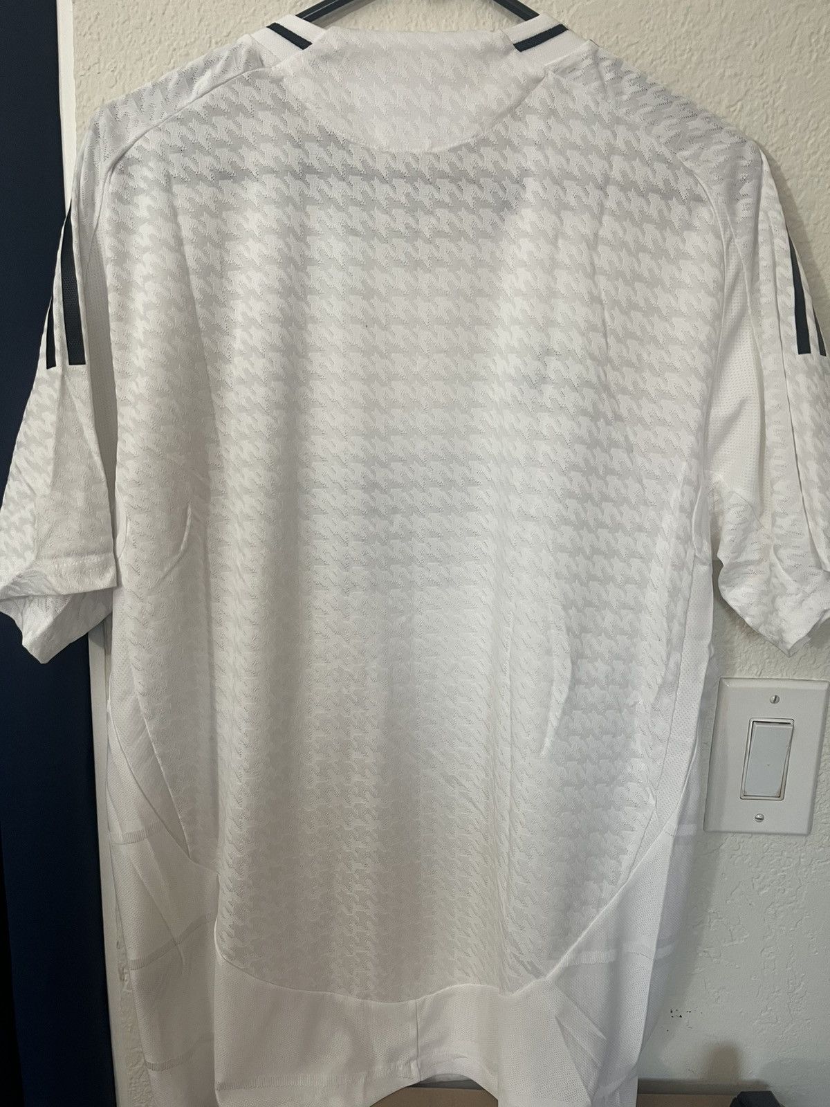 Adidas Real Madrid Adidas Authentic Home Soccer Jersey 2024/25 XL Size US XL / EU 56 / 4 - 2 Thumbnail