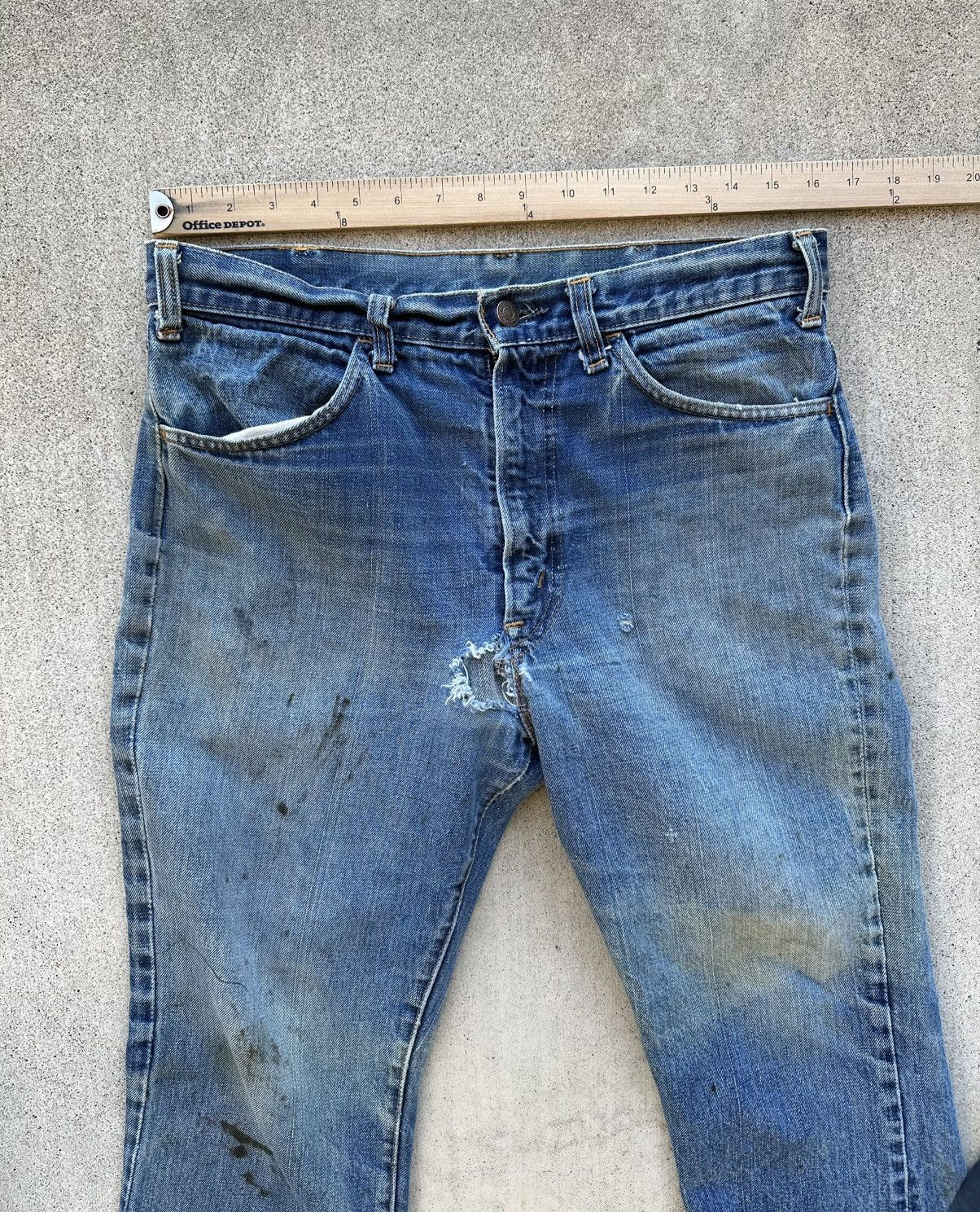 Levi's × Vintage Vintage Levi’s Big E Orange Tab 70s USA Distressed Talon Size US 32 / EU 48 - 14 Thumbnail