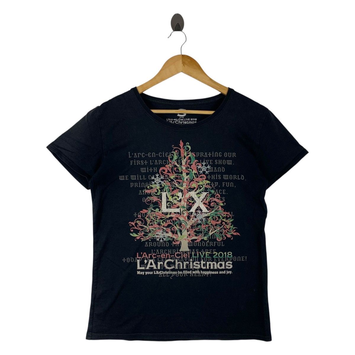 Other L'Arc~en~Ciel "L'ArChristmas" LIVE 2018 Concert Tee Size US S / EU 44-46 / 1 - 1 Thumbnail