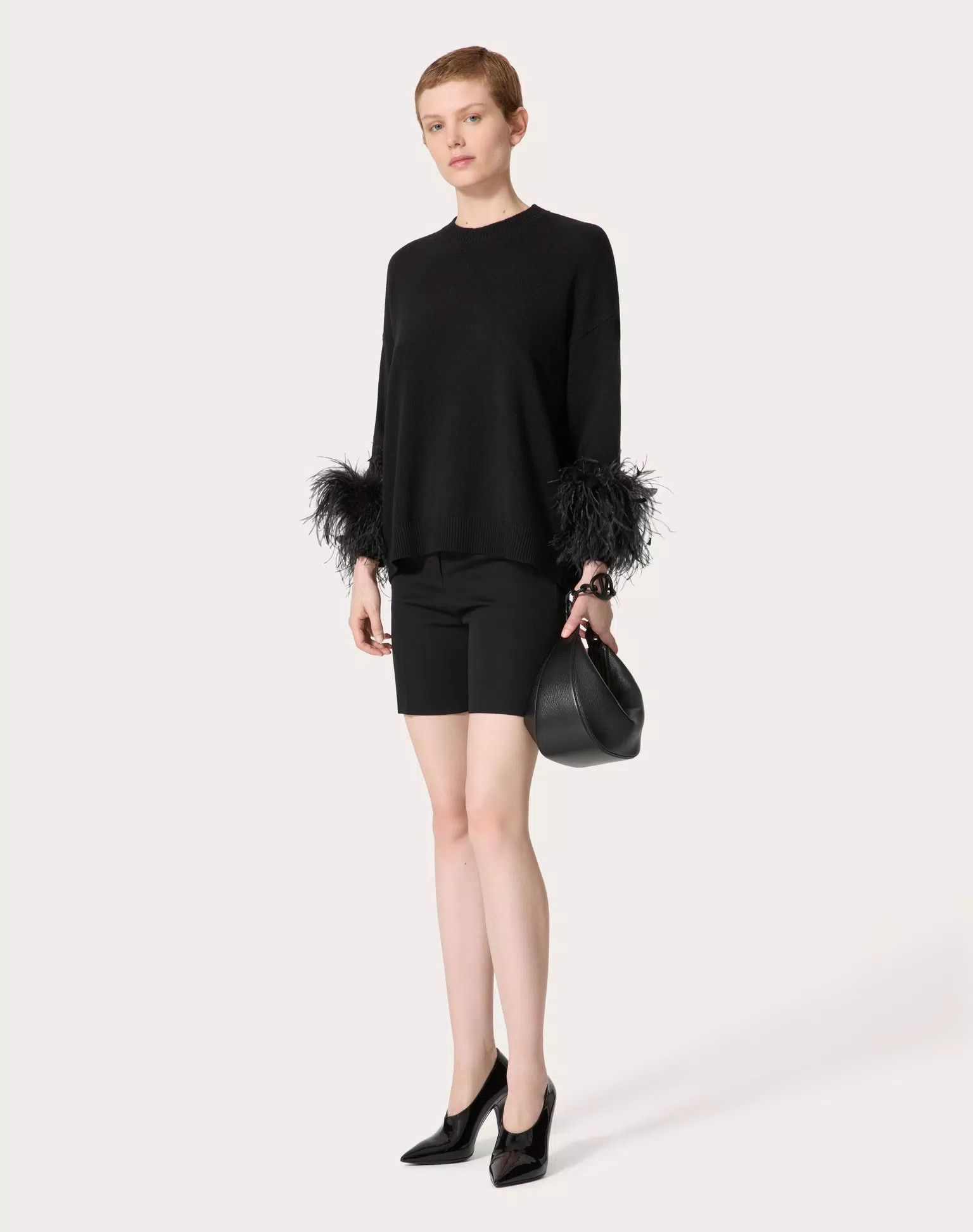 Valentino o1s22i1n0924 Grisaille Bermuda Shorts in Black Size 28" / US 6 / IT 42 - 2 Thumbnail