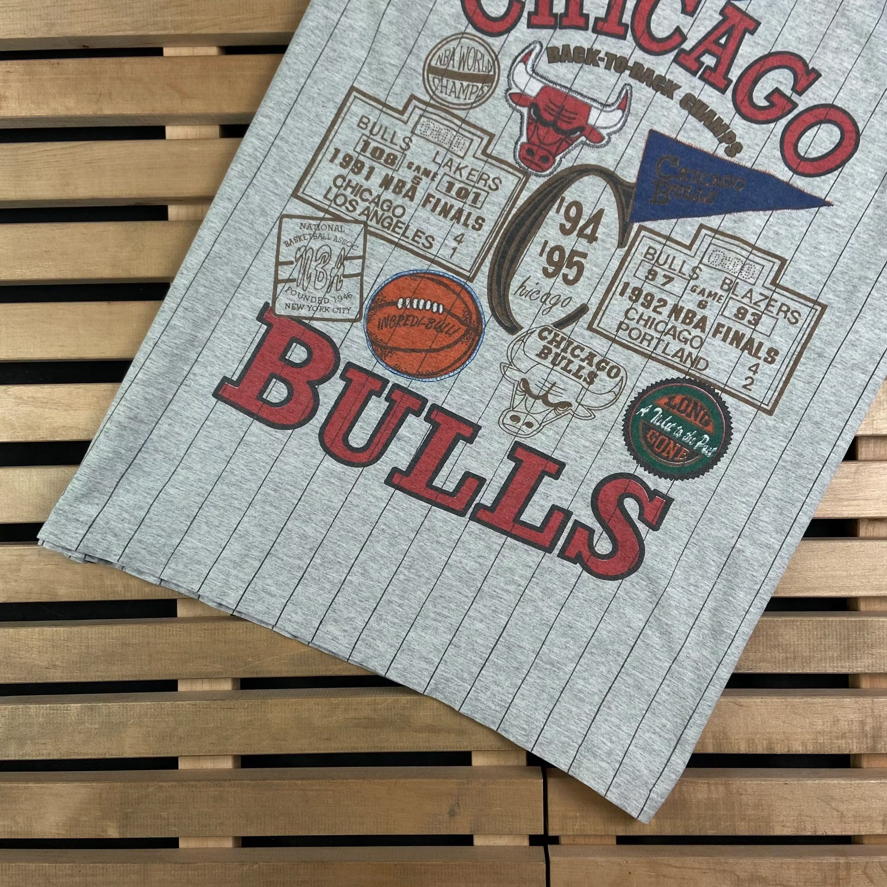 NBA × Vintage Mens Vintage t Shirt Chicago Bulls Sleeveless Size M Size US M / EU 48-50 / 2 - 3 Thumbnail