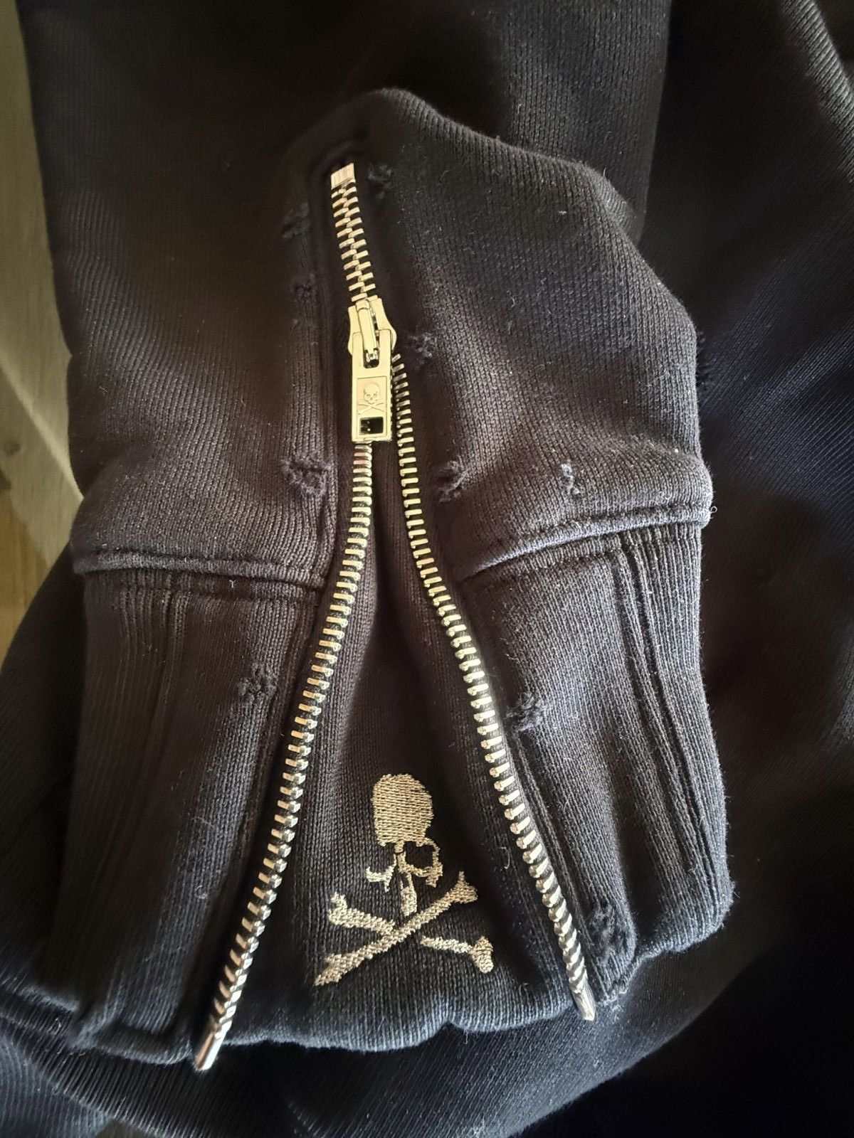Mastermind Japan Mastermind japan FW17 destroyed hoodie Size US L / EU 52-54 / 3 - 3 Thumbnail