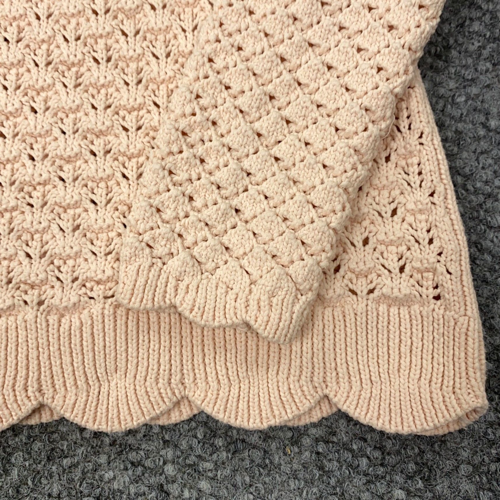 Loft LOFT Sweater Women Small Light Pink Open Knit Scalloped Hem Pullover Size S / US 4 / IT 40 - 2 Thumbnail