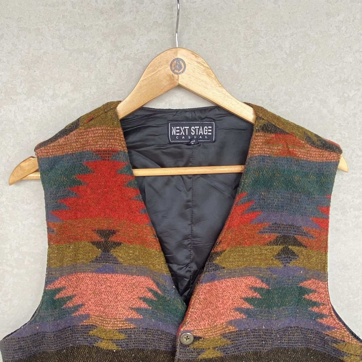 Other Vintage Southwestern Aztec Vest With Button Closure Rainbow Size US L / EU 52-54 / 3 - 4 Thumbnail