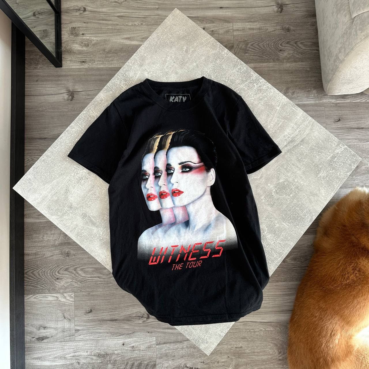 Band Tees Katty Perry The Witness tour tee y2k pop artist music Size US S / EU 44-46 / 1 - 1 Thumbnail