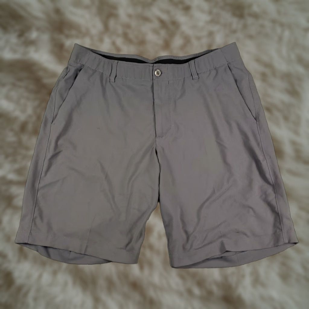 Under Armour Under Armour Shorts Mens 38 Gray Casual Flat Front Chino Shorts Size US 38 / EU 54 - 1 Thumbnail