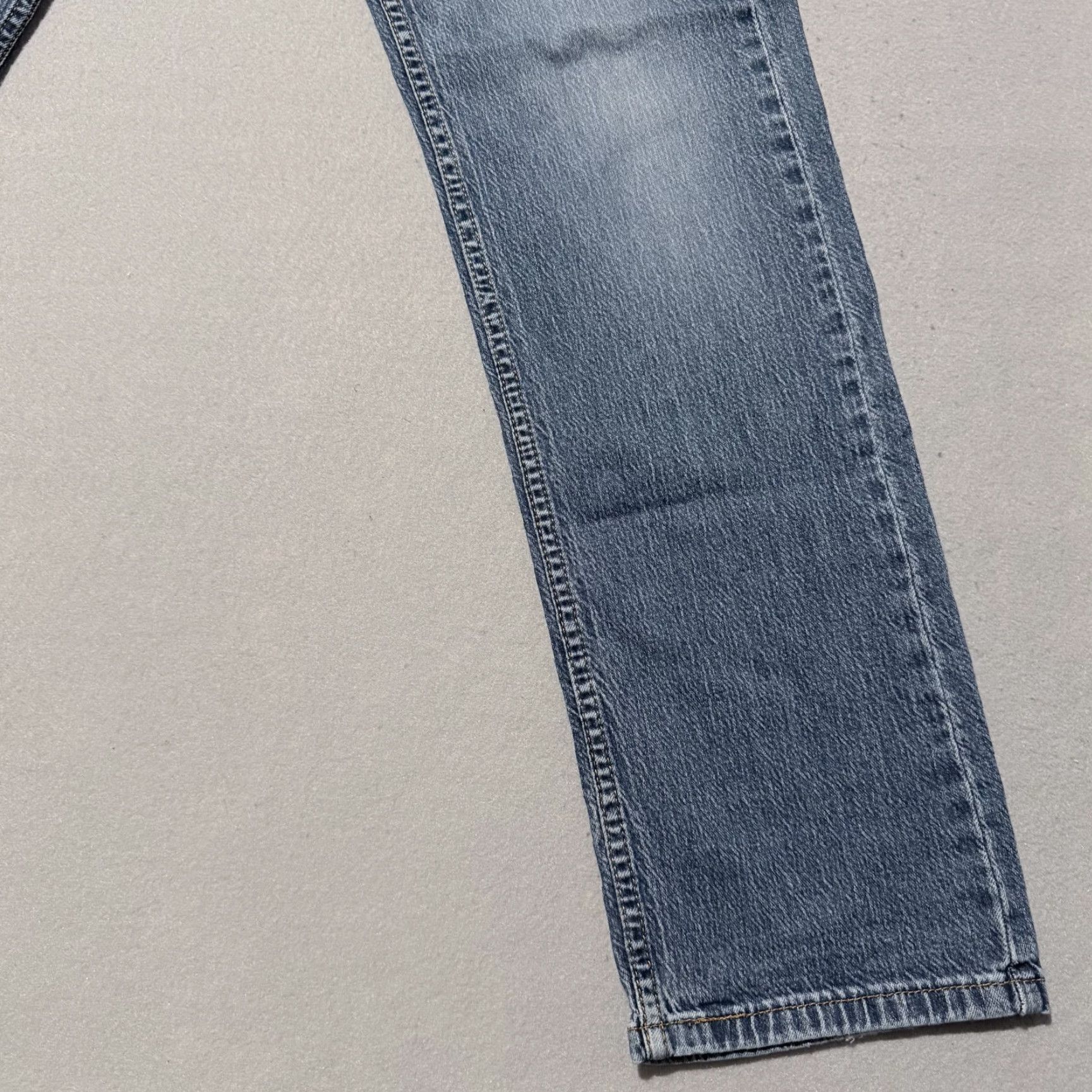 Levi's Levi's 505 Jeans Men Blue Denim Mid Rise Pockets - 30x32 - Regular/Medium Stonewash Straight Jeans Mens Size US 30 / EU 46 - 6 Thumbnail