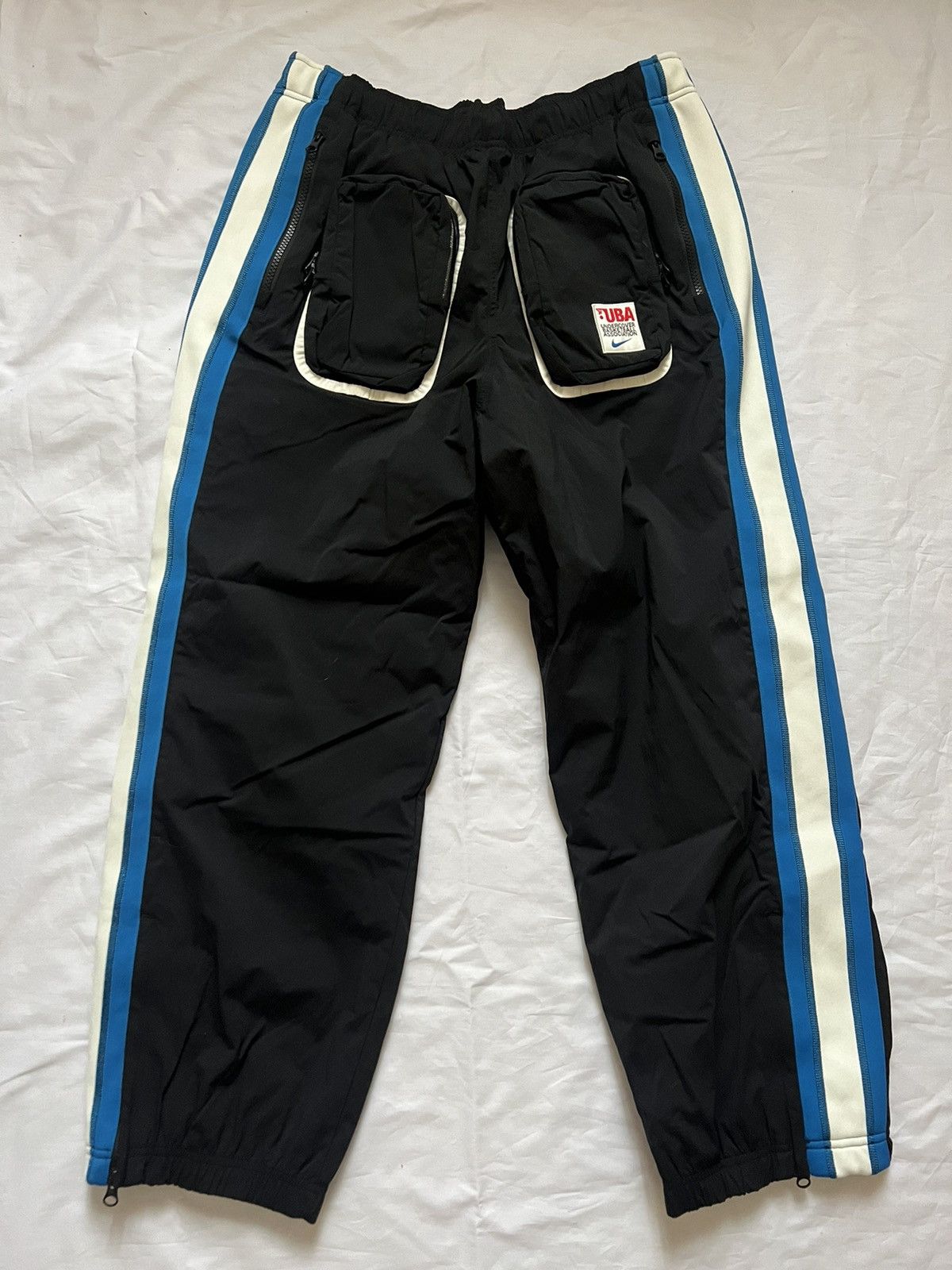 image of Nike Basketball Association Track Pants Large in Black, Men's (Size 40)