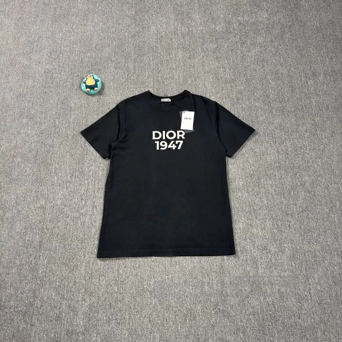Dior Dior 1947 Embroidered Logo Black Tee. Size US S / EU 44-46 / 1 - 1 Thumbnail