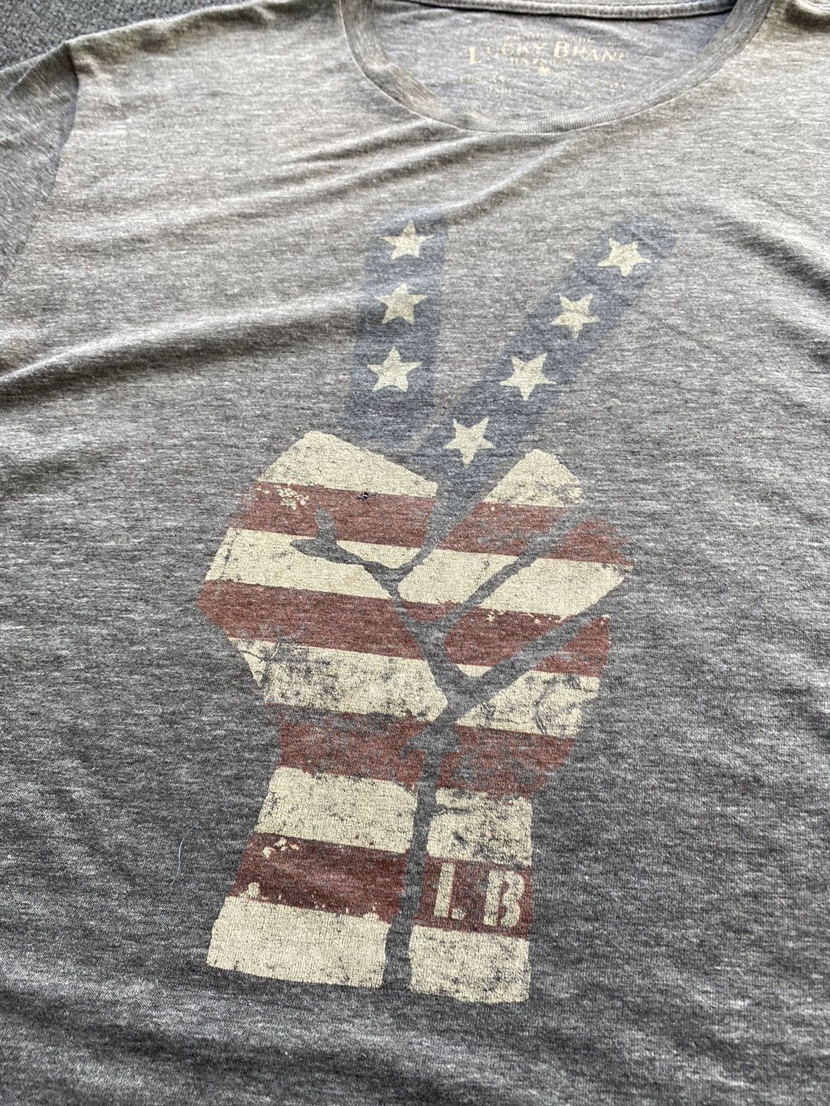 Lucky Brand 🔥Cowboy Western Vntg Lucky Brand tee gray mens s finger logo Size US S / EU 44-46 / 1 - 2 Thumbnail