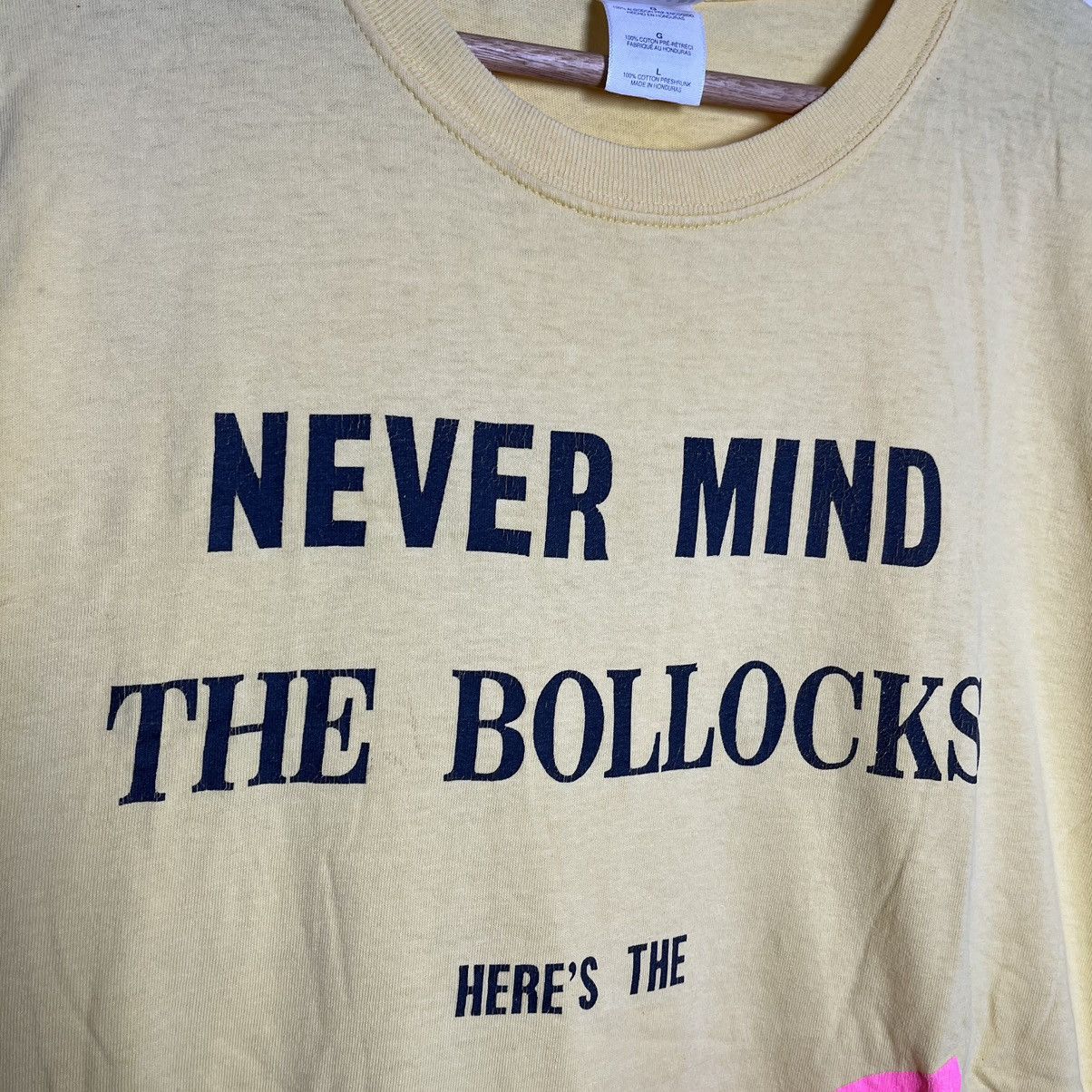Band Tees 2003 The Sex Pistols "Never Mind The Bollocks" Shirt Size US L / EU 52-54 / 3 - 3 Thumbnail