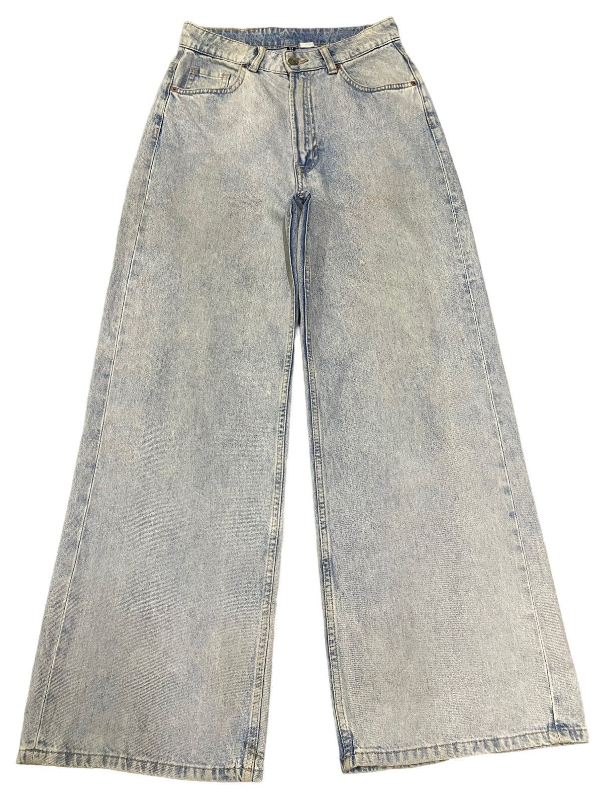 Japanese Brand Vintage Japanese Brand Blue Wash Baggy Style Jeans Size 27" / US 4 / IT 40 - 1 Thumbnail