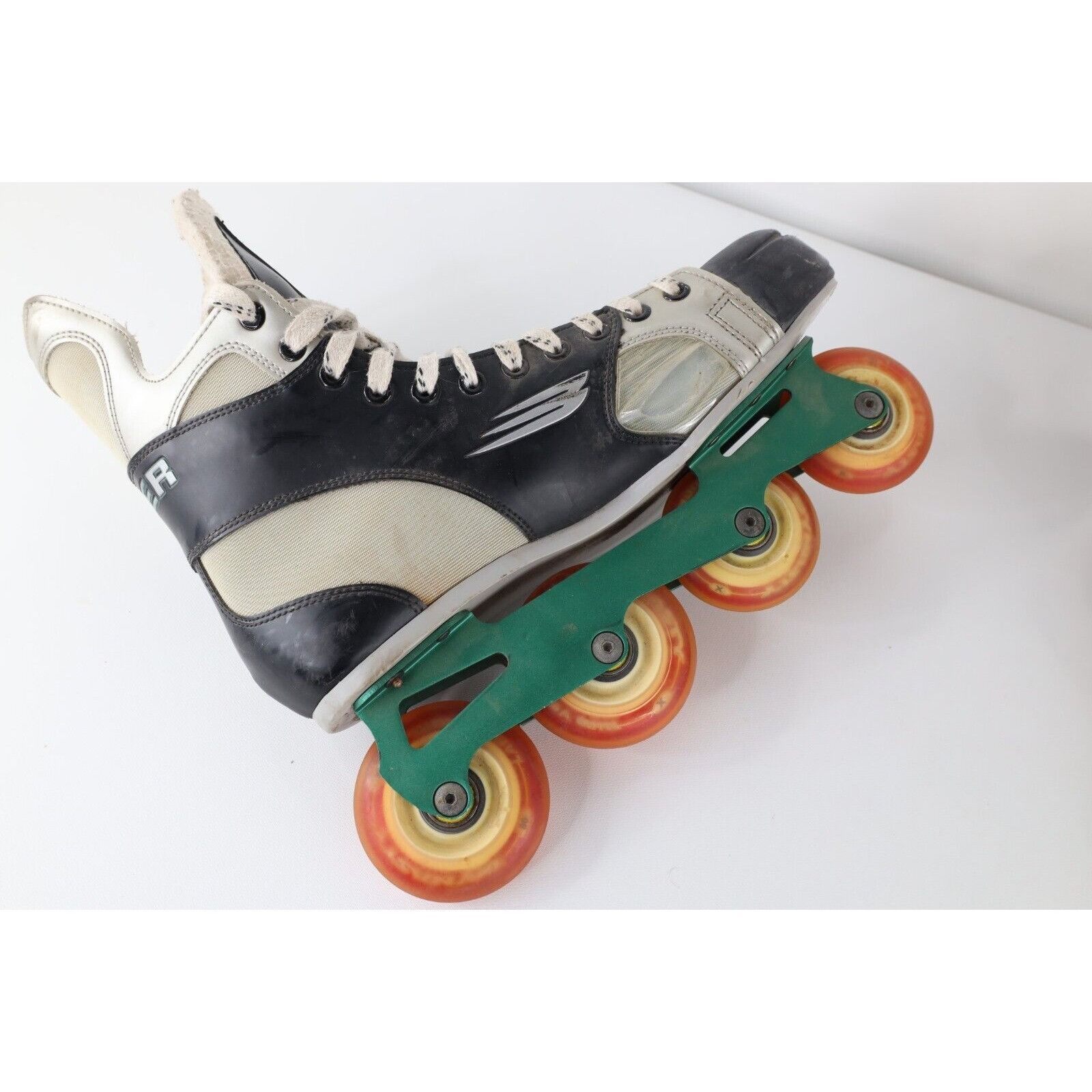 Vintage Bauer Hockey Distressed Vapor Shifter GT Inline Skates Size US 11 / EU 44 - 10 Thumbnail