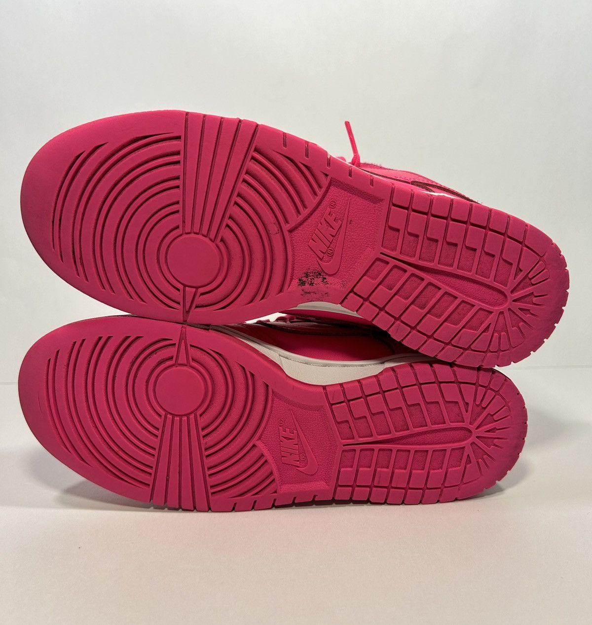 Nike Nike Dunk Low ‘Hyper Pink’ (DZ5196 600) Shoes Size: 7 W Size US 7 / IT 37 - 6 Thumbnail