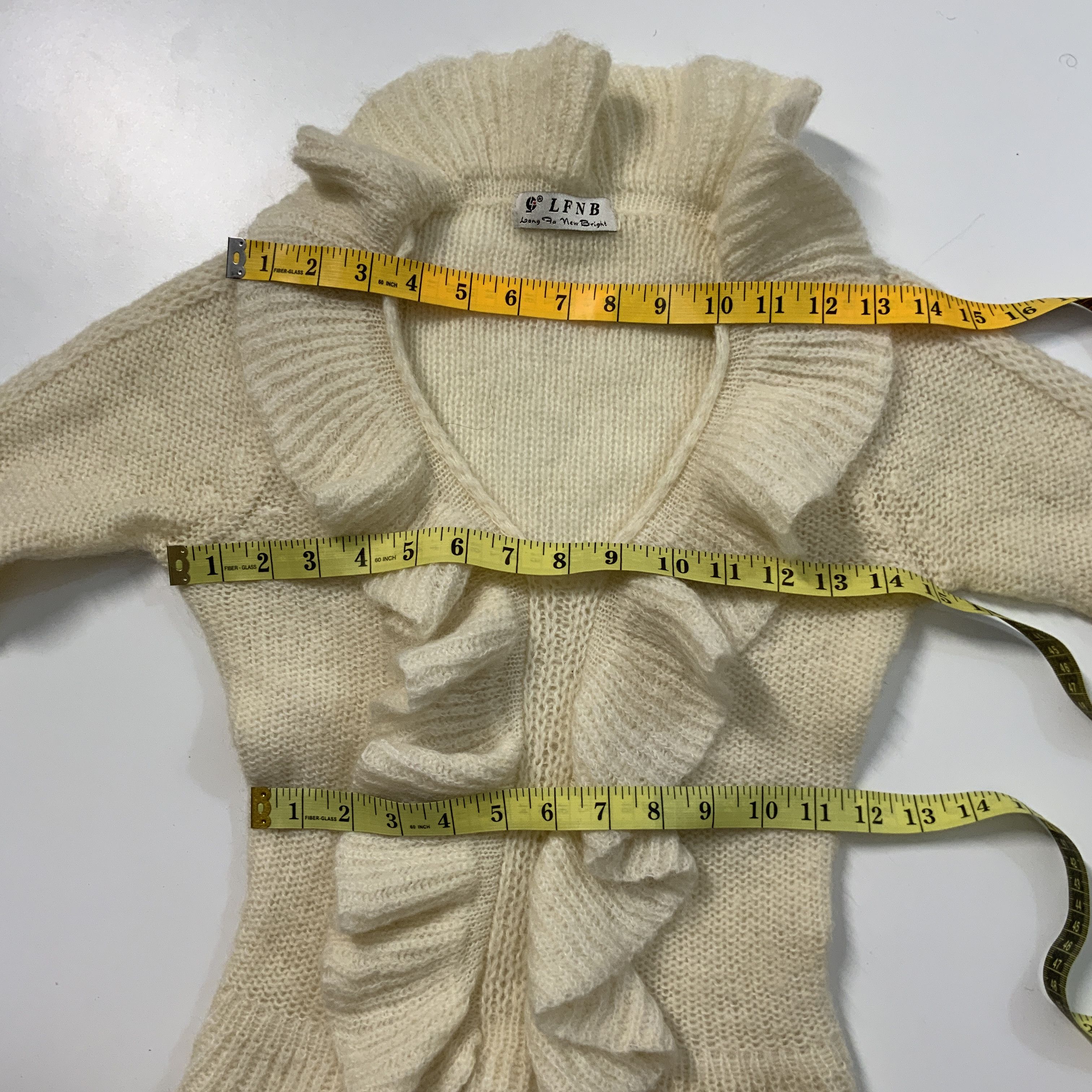 Vintage 90s vintage XS-S Short cream gypsy sweater ruffled sleeves Size S / US 4 / IT 40 - 4 Thumbnail