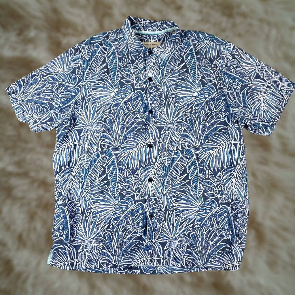 Tommy Bahama Tommy Bahama Shirt Mens XL Blue Modal Hawaiian Button Up Short Sleeve Shirt Size US XL / EU 56 / 4 - 1 Thumbnail