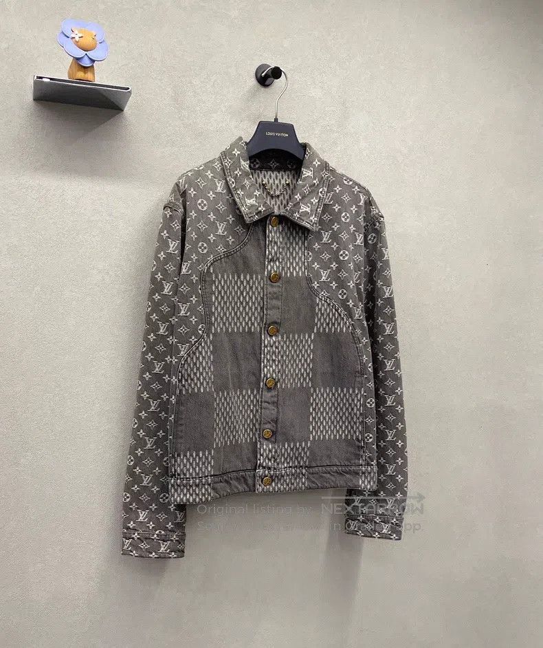 Louis Vuitton Louis Vuitton Old flower full print grey denim jacket Size US M / EU 48-50 / 2 - 3 Thumbnail