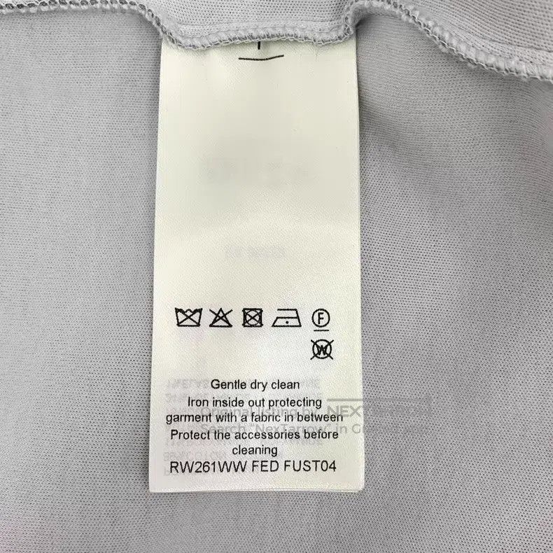 Louis Vuitton Louis Vuitton Coddington 26 Cats Grey Cat Astronaut printe Size US XS / EU 42 / 0 - 8 Thumbnail
