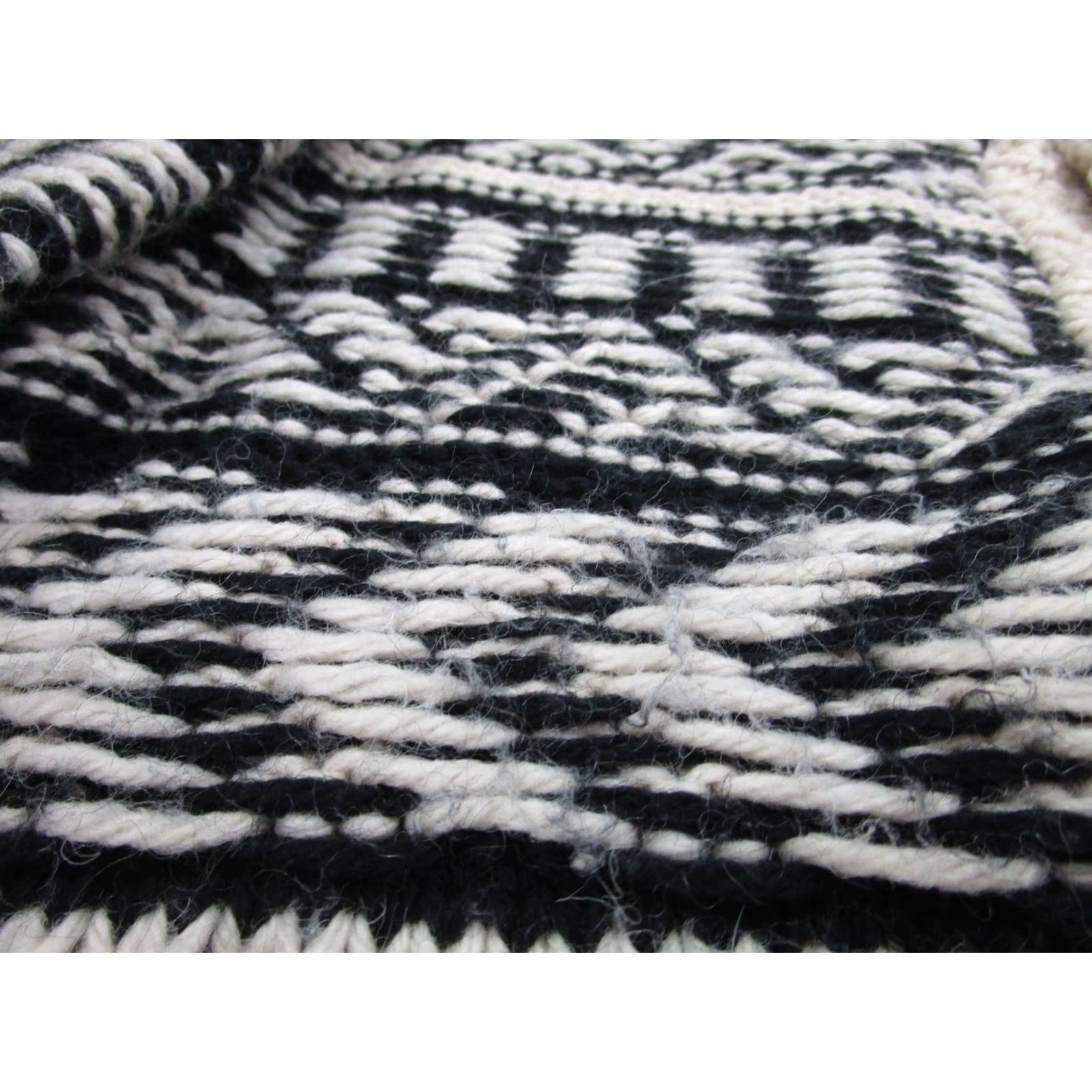 Lucky Brand Lucky Brand Cardigan Sweater M Tribal Boho Western Aztec Southwestern White Womens Size M / US 6-8 / IT 42-44 - 7 Thumbnail