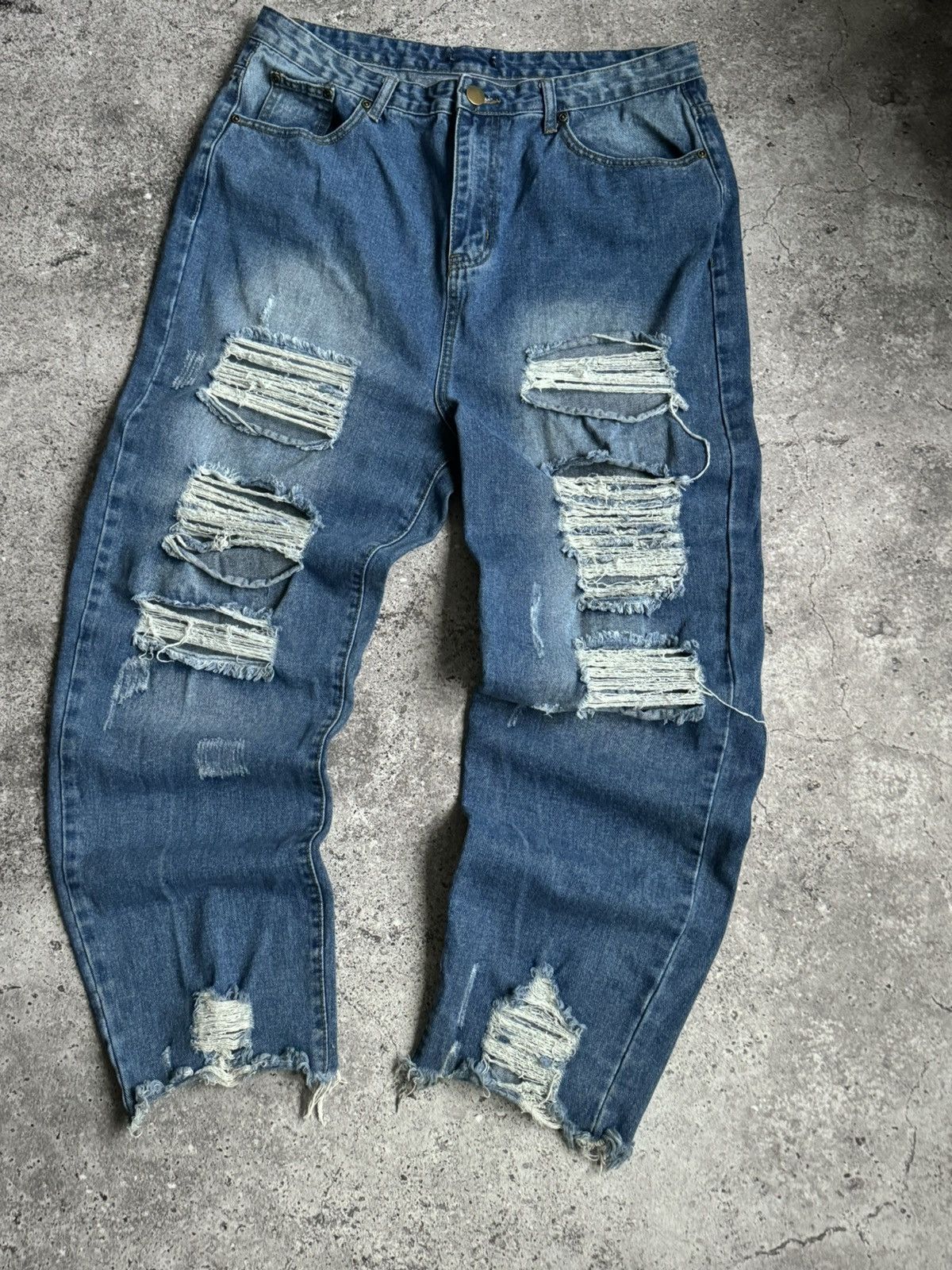 Vintage Vintage Baggy Y2K distressed trash denim jeans pants Size US 32 / EU 48 - 4 Thumbnail