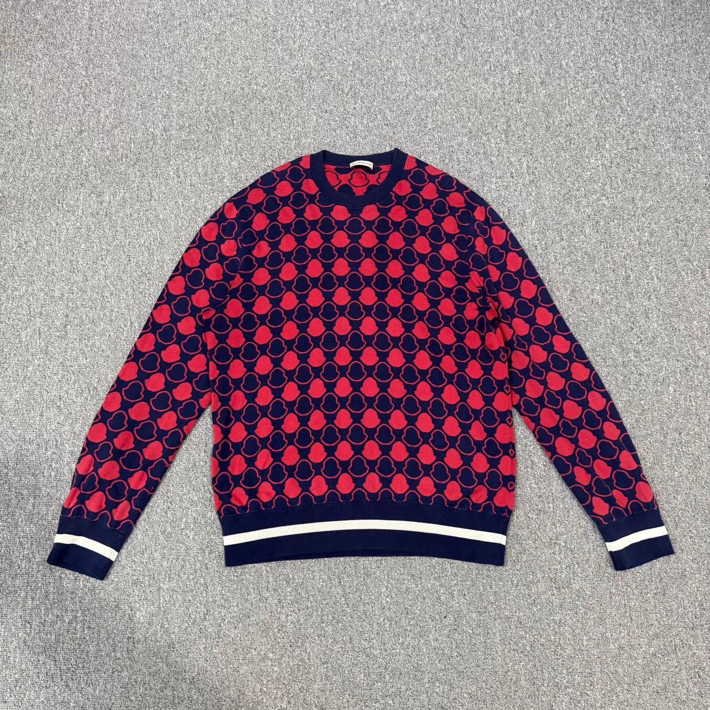 Moncler Moncler all over print knit long sleeve L 99 new Size L / US 10 / IT 46 - 1 Thumbnail
