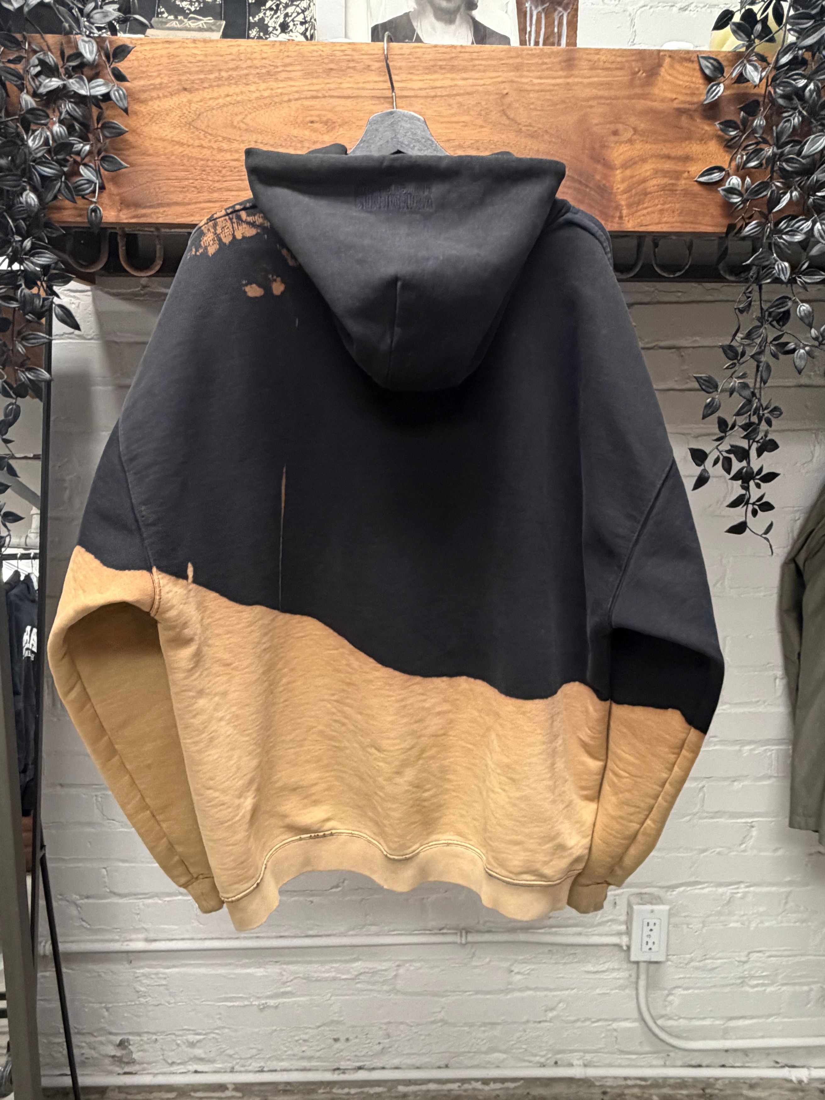 Vetements Vetements Limited Edition ‘Bleached’ Dyed Cotton Drawstring Hoodie Size US L / EU 52-54 / 3 - 6 Thumbnail