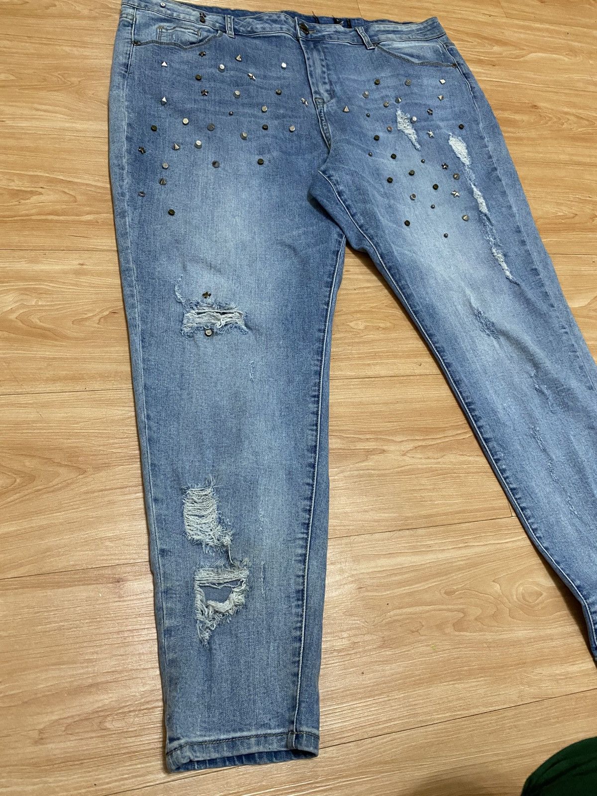 If Six Was Nine Punk Distressed Studded Jeans –Ripped Denim with Metal Rivet Size US 42 / EU 58 - 2 Thumbnail