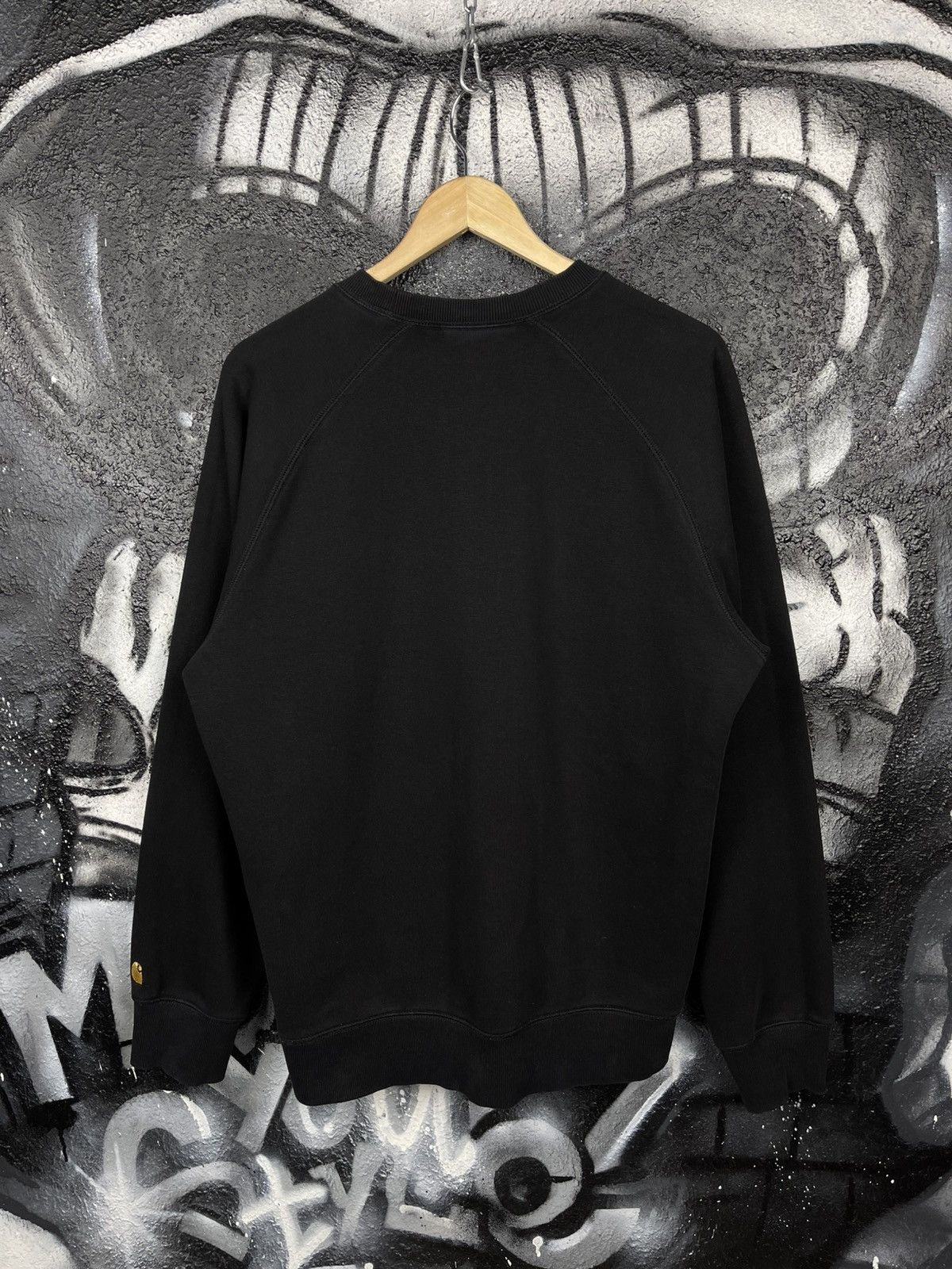 Carhartt Carhartt WIP Chase Sweat Black Basic Sweatshirt Men’s Size L Size US L / EU 52-54 / 3 - 6 Thumbnail