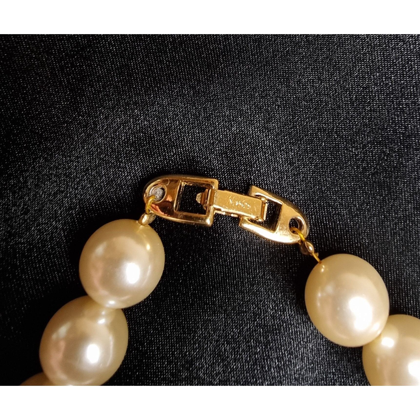 Vintage Vintage Napier Gold-Tone & Faux Pearl Necklace With Twist Ac Size ONE SIZE - 6 Thumbnail